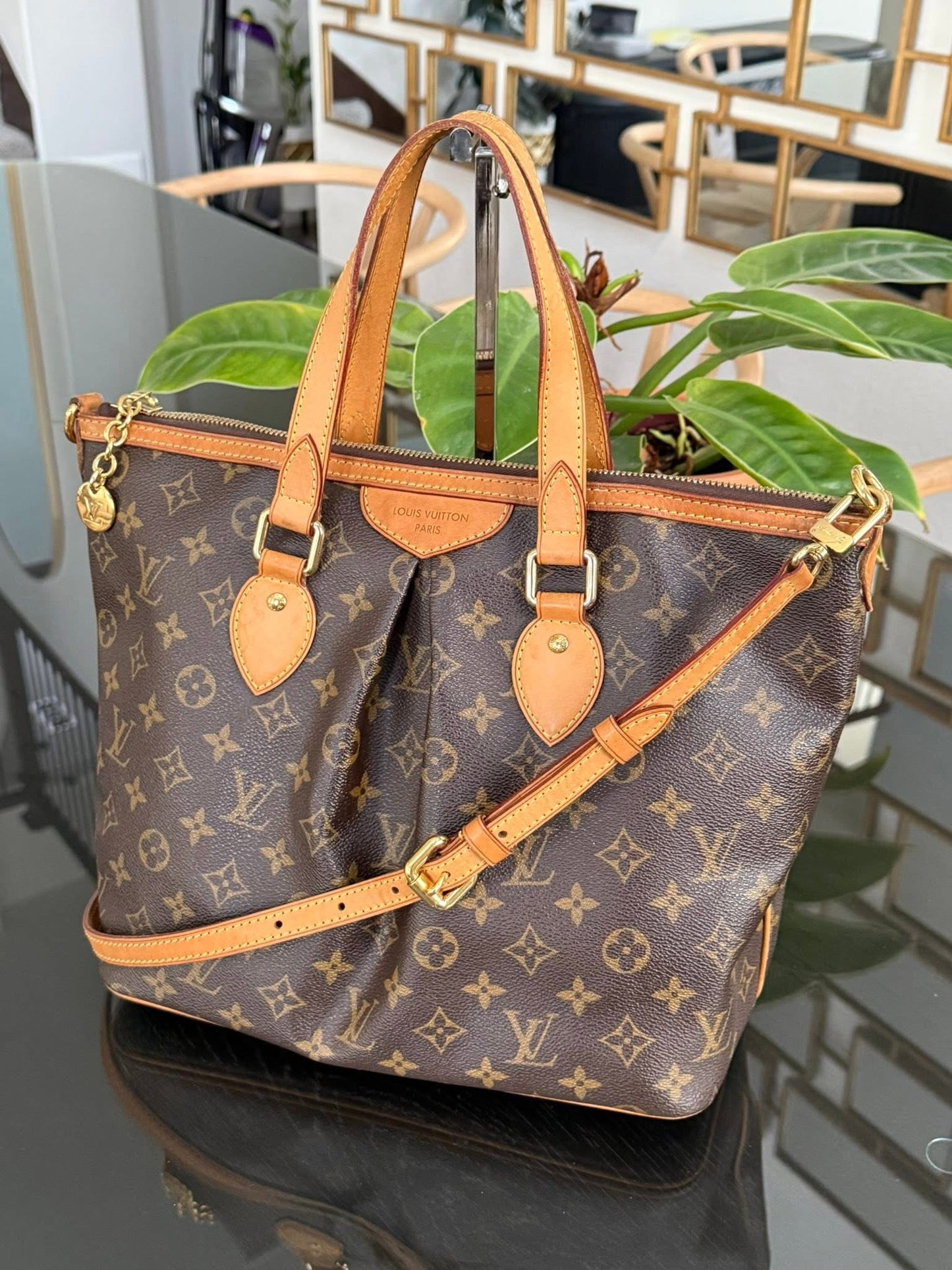 Palermo PM with Original Strap 
Dustbag 📅 Year: 2010