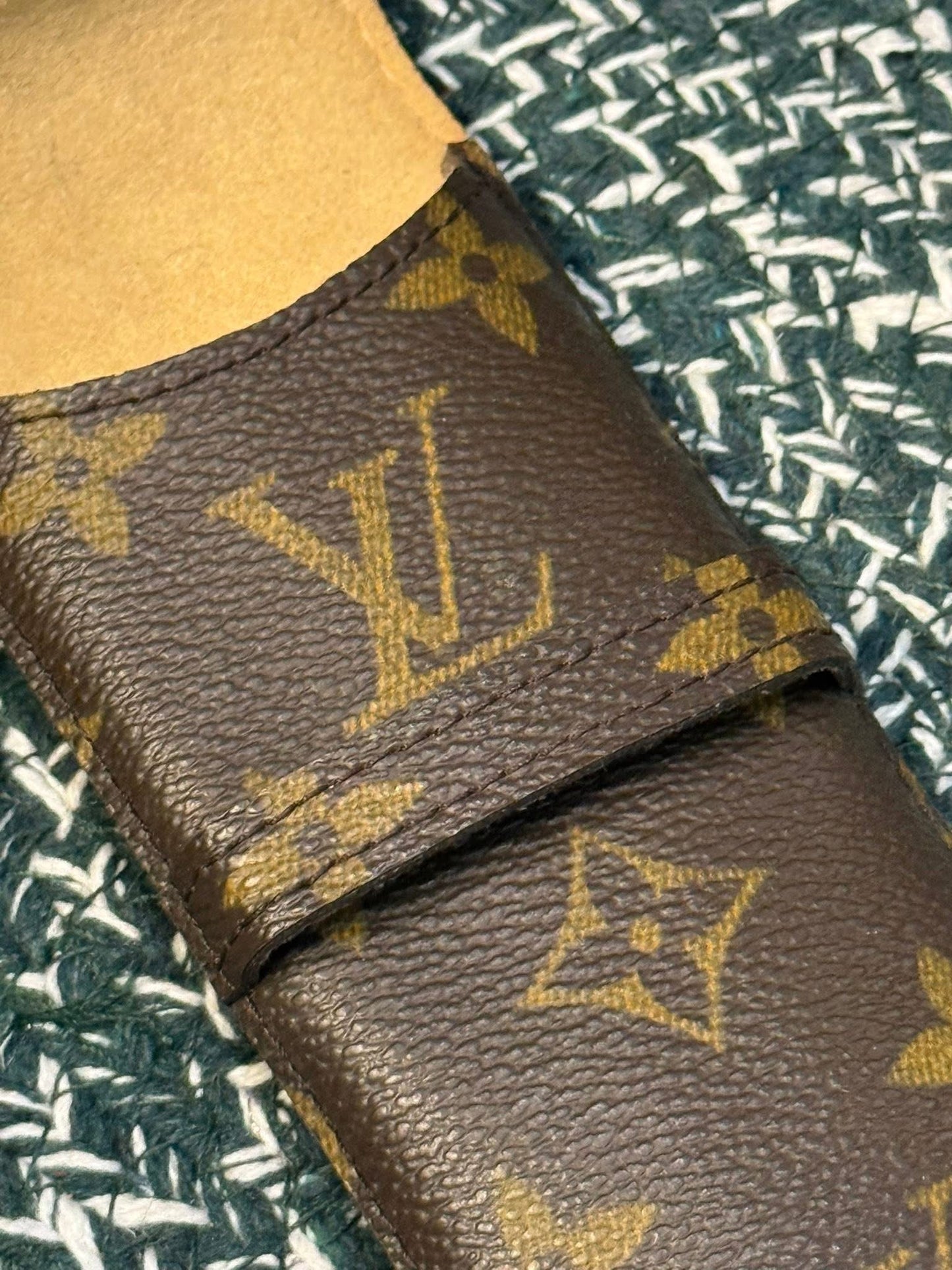 Monogram Etui Stylo Pen Case- 🗓️ Year 2003