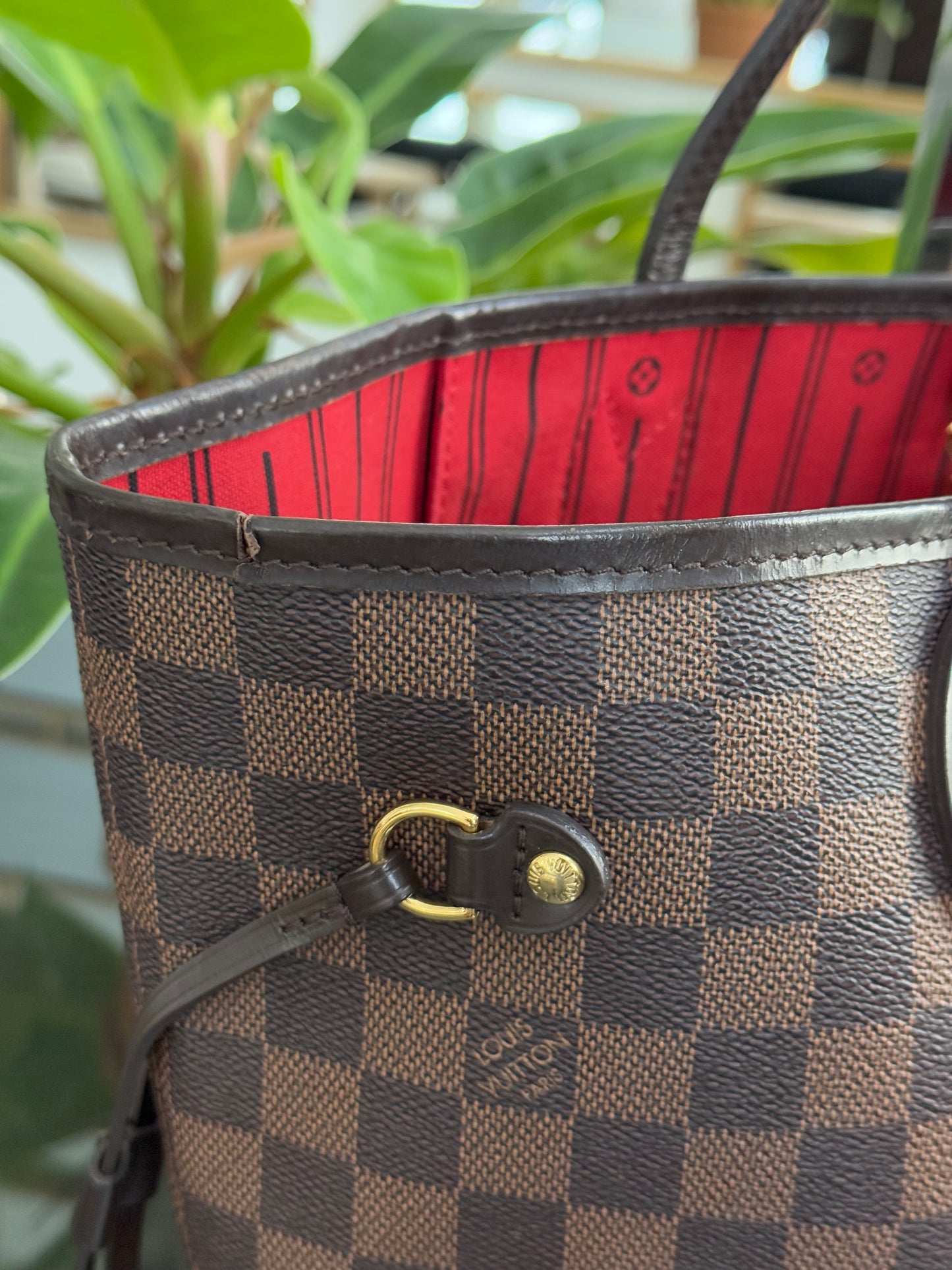 Neverfull MM in DE with Dustbag and twilly-🗓️ Year: 2012