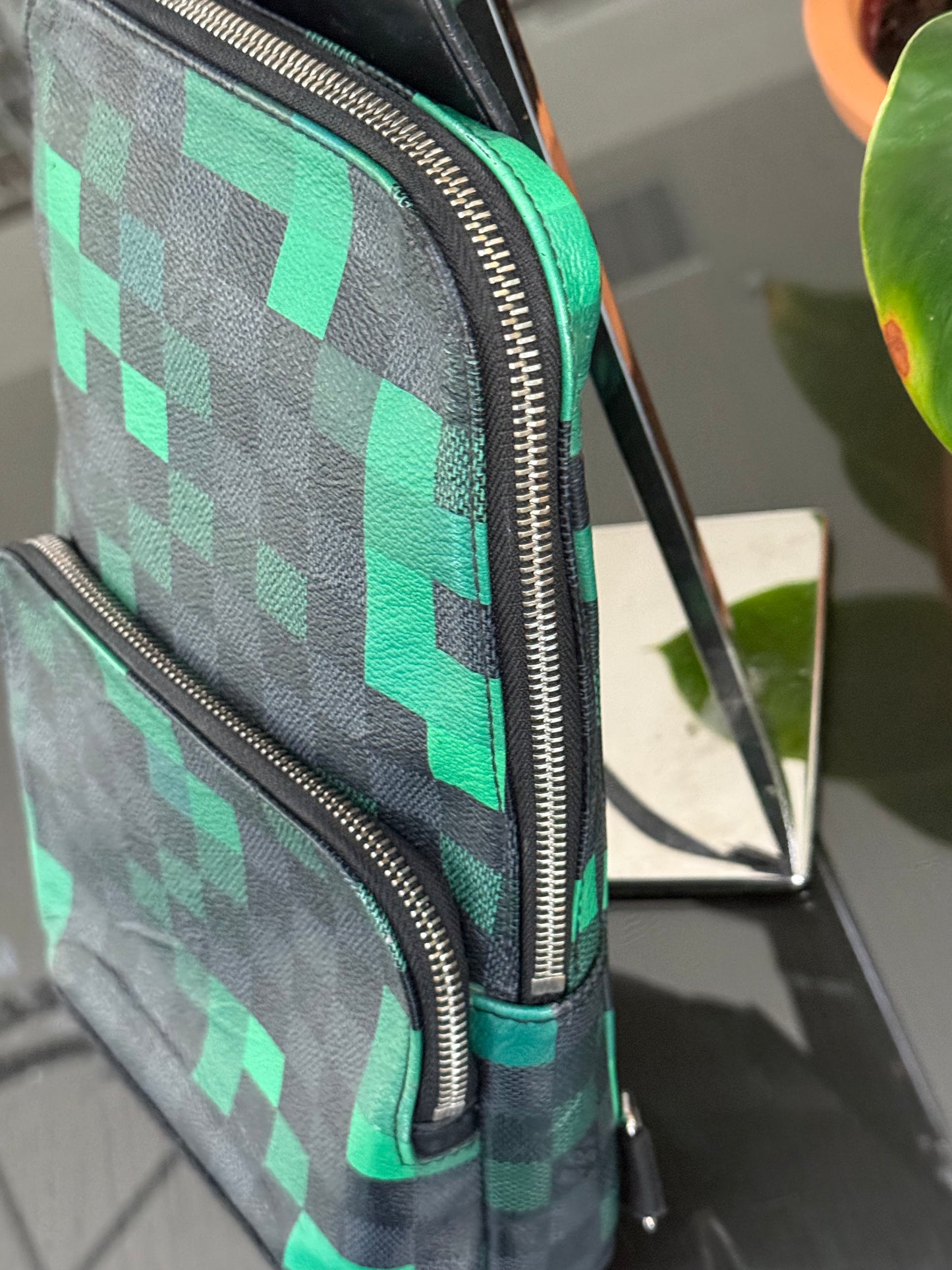 Avenue Sling Damier Graphite Green Pixel with Dustbag -Year 2018