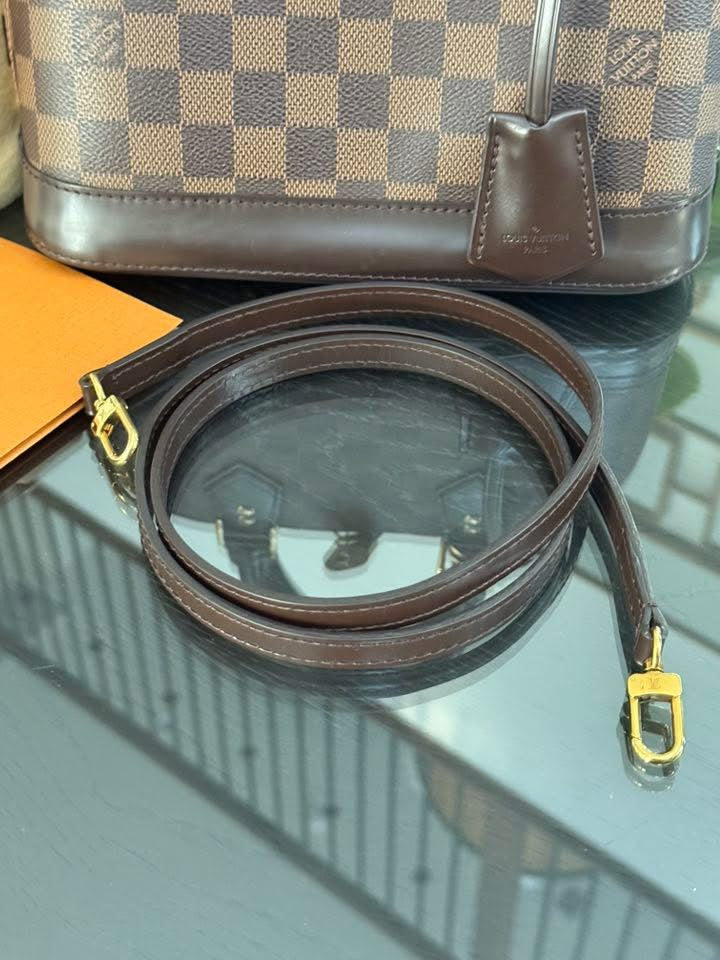 Alma BB in DE with Clochette, Lock 🔐 key, Original Strap, Box Dustbag and Paper bag 🗓️ Year: 2020