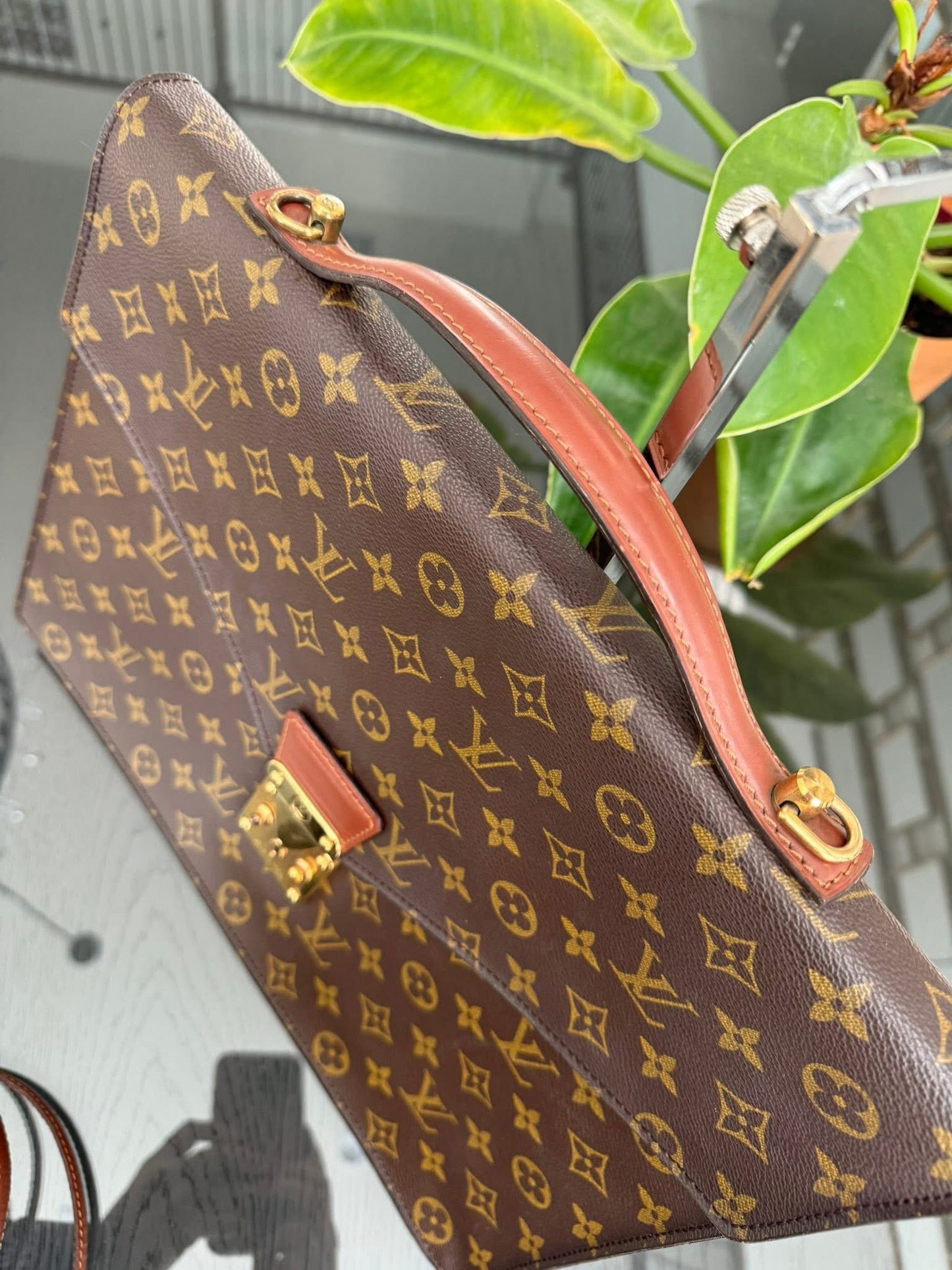 Porte Document / Laptop Vintage Bag with Key 🔑 and Crossbody Strap 🗓️ Year 1990