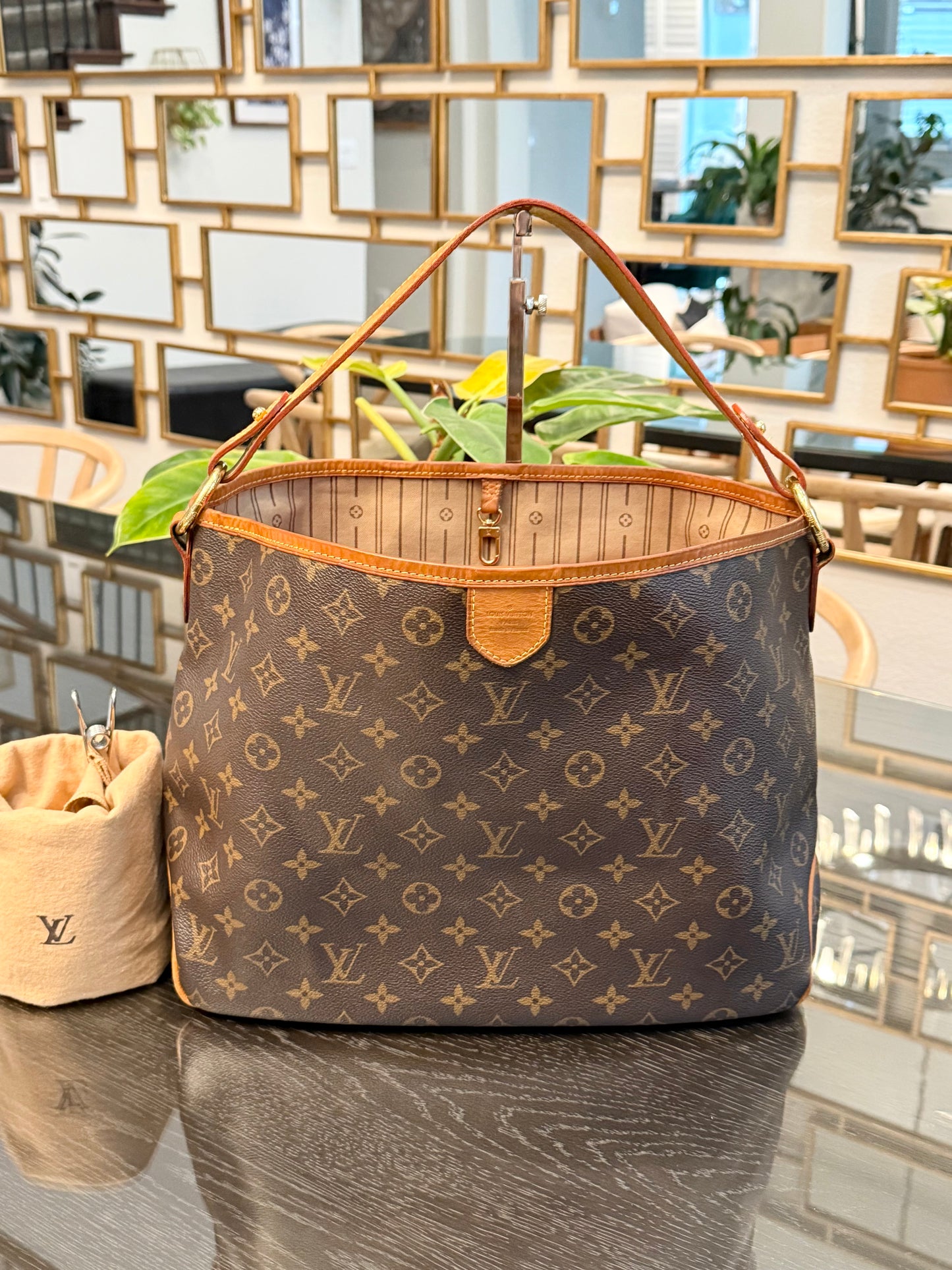 Delightful PM with Dustbag 📅 Year: 2012