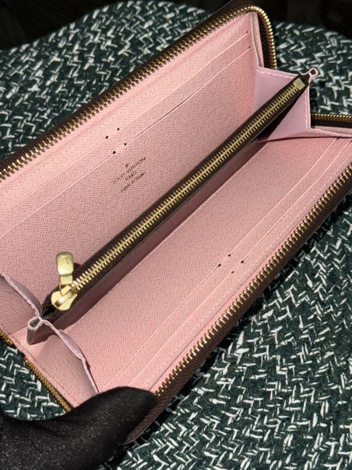 Clemence Wallet Monogram in Rose Ballerine with Box 🗓️ Year 2017