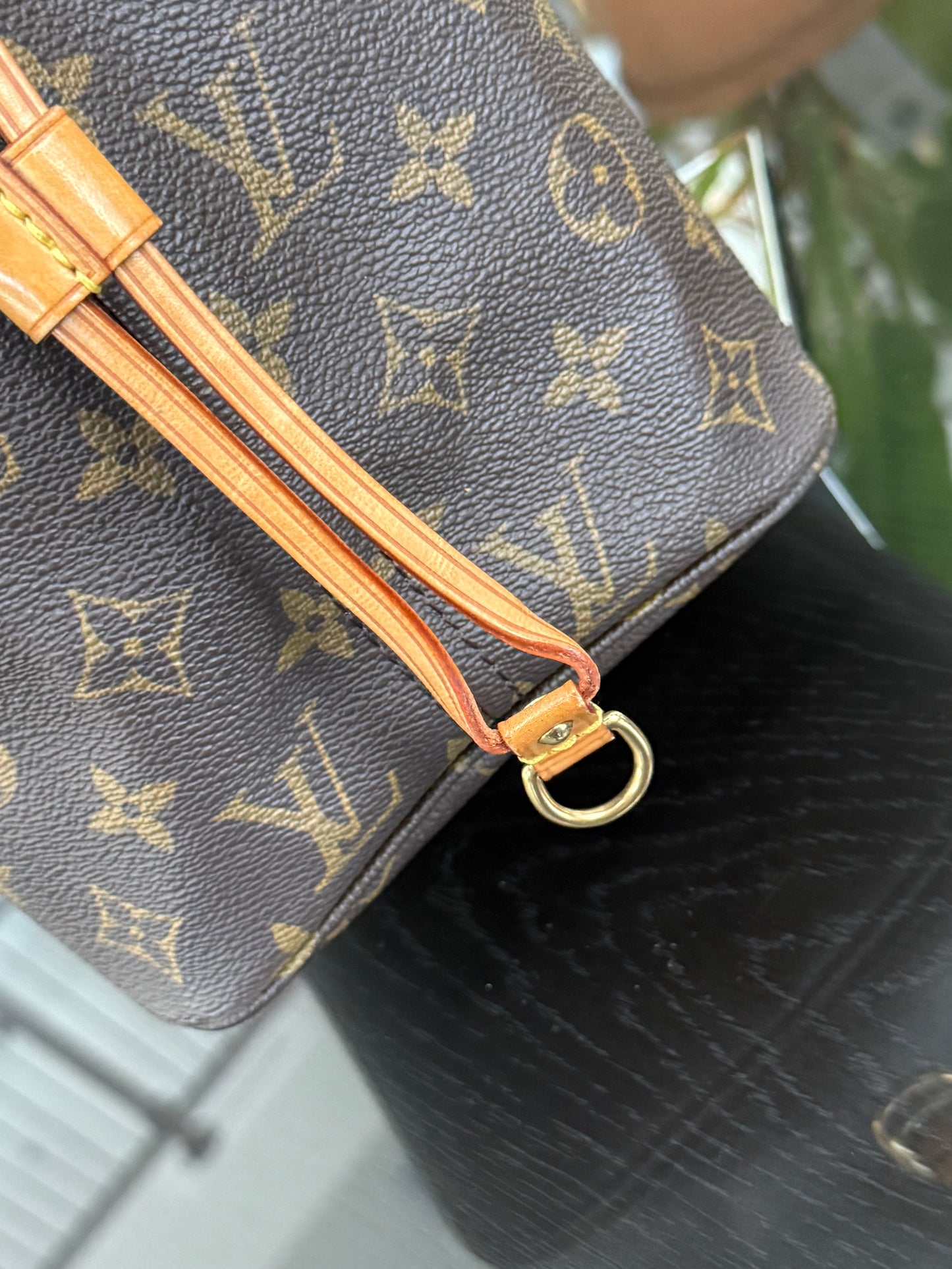 Neverfull MM with Dustbag 🗓️ Year: 2008