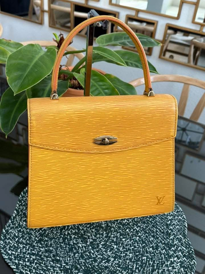 Epi Malesherbes Handbag in Tassil Yellow 🗓️ Year: 1995