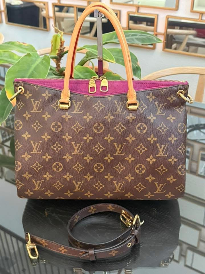Pallas MM Purple Tote with Original Strap, Dustbag and Insert Organizer 📅 Year 2015