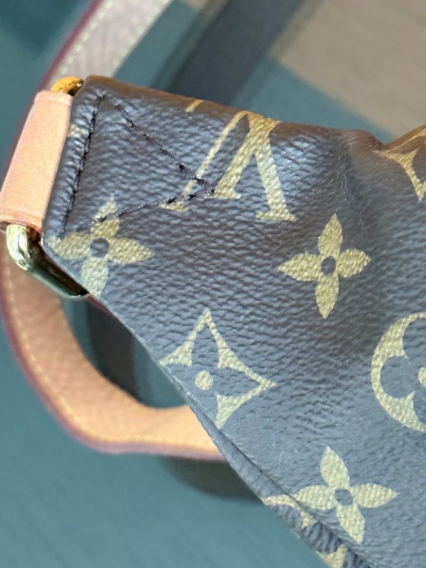Bumbag Monogram with Dustbag, Box and Paper bag - 🗓️ Year 2020