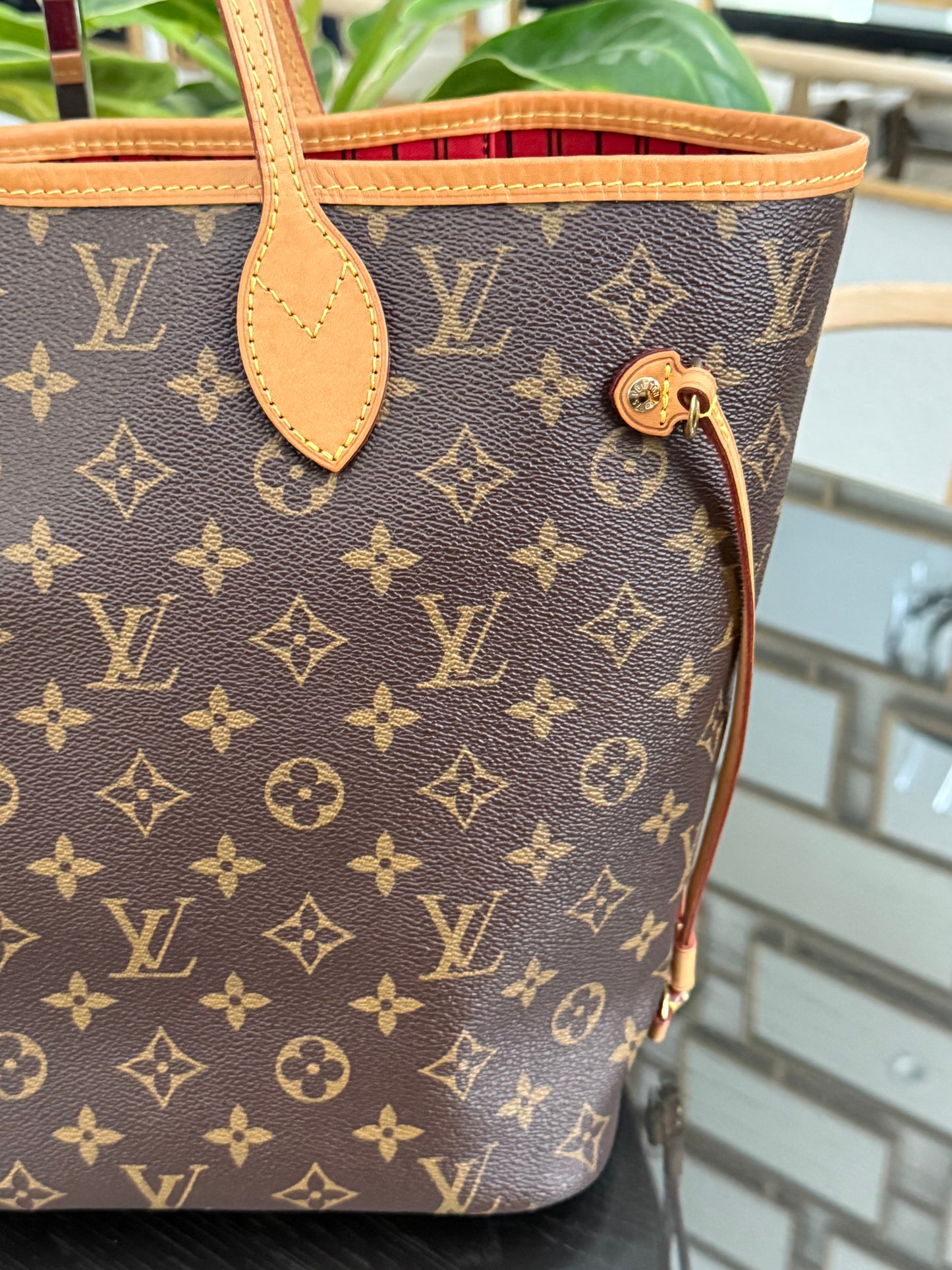 Neverfull MM in Monogram Cerise Interior with Dustbag 🗓️ Year: 2017