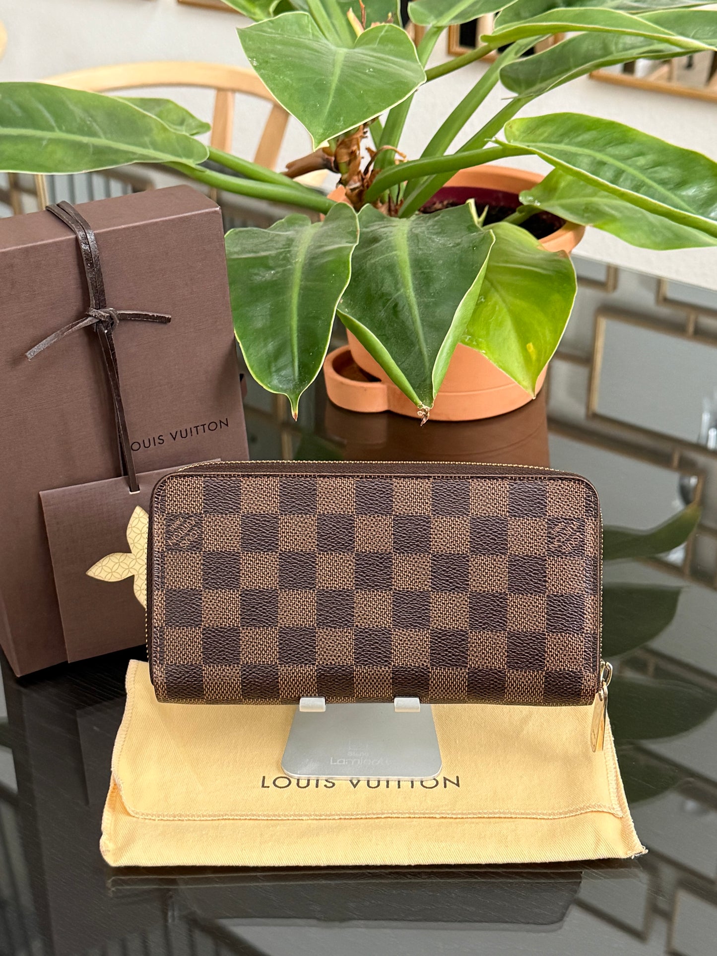 Zippy Long Wallet in DE with Dustbag and box 🗓️ Year: 2013