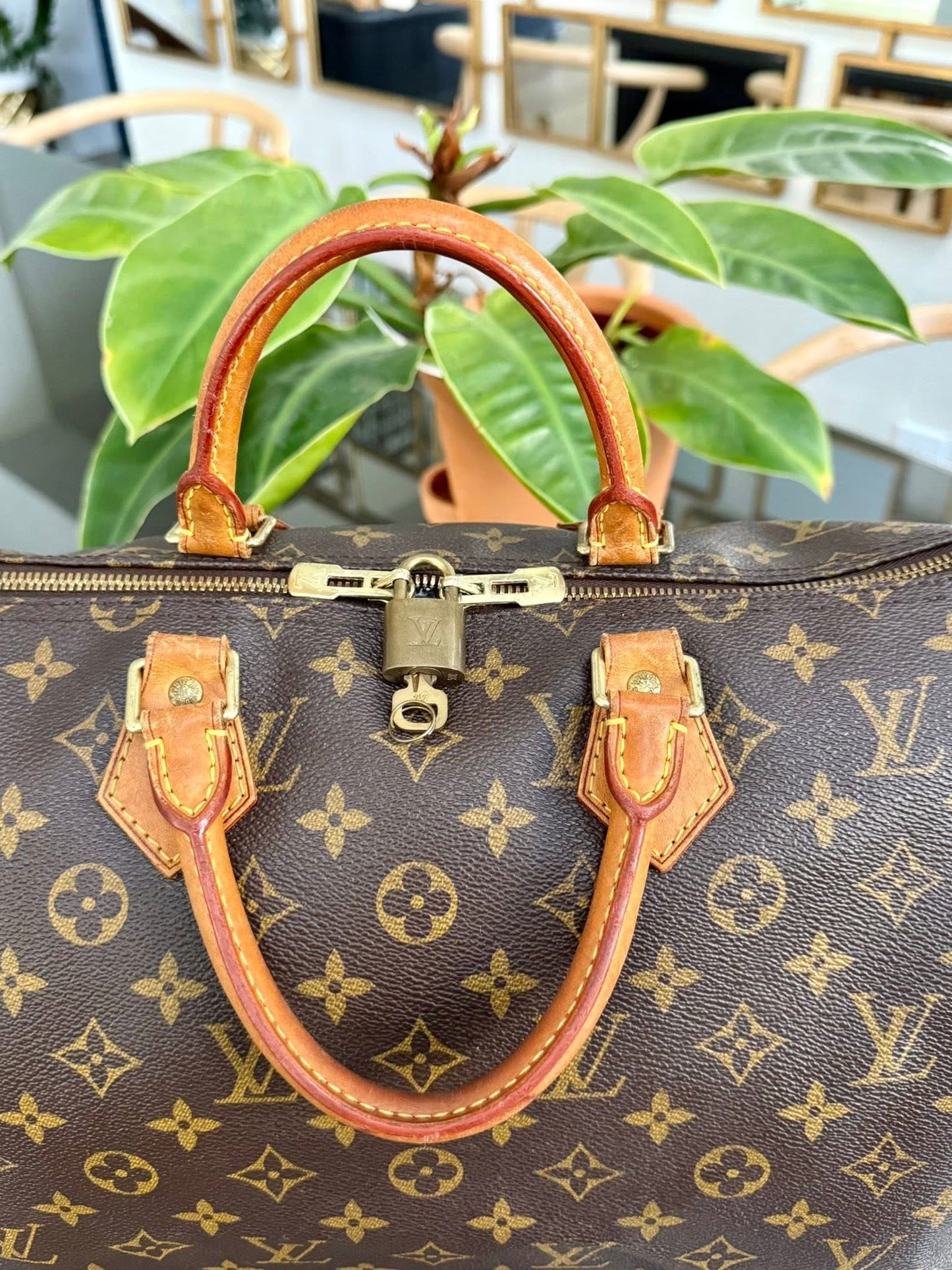 Speedy 35 Bandoulier with lock 🔐 key, Dustbag and Insert Organizer -🗓️ Year: 2011