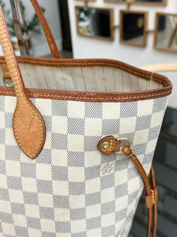 Neverfull MM Azur with Insert Organizer 🌺 📅 Year: 2010