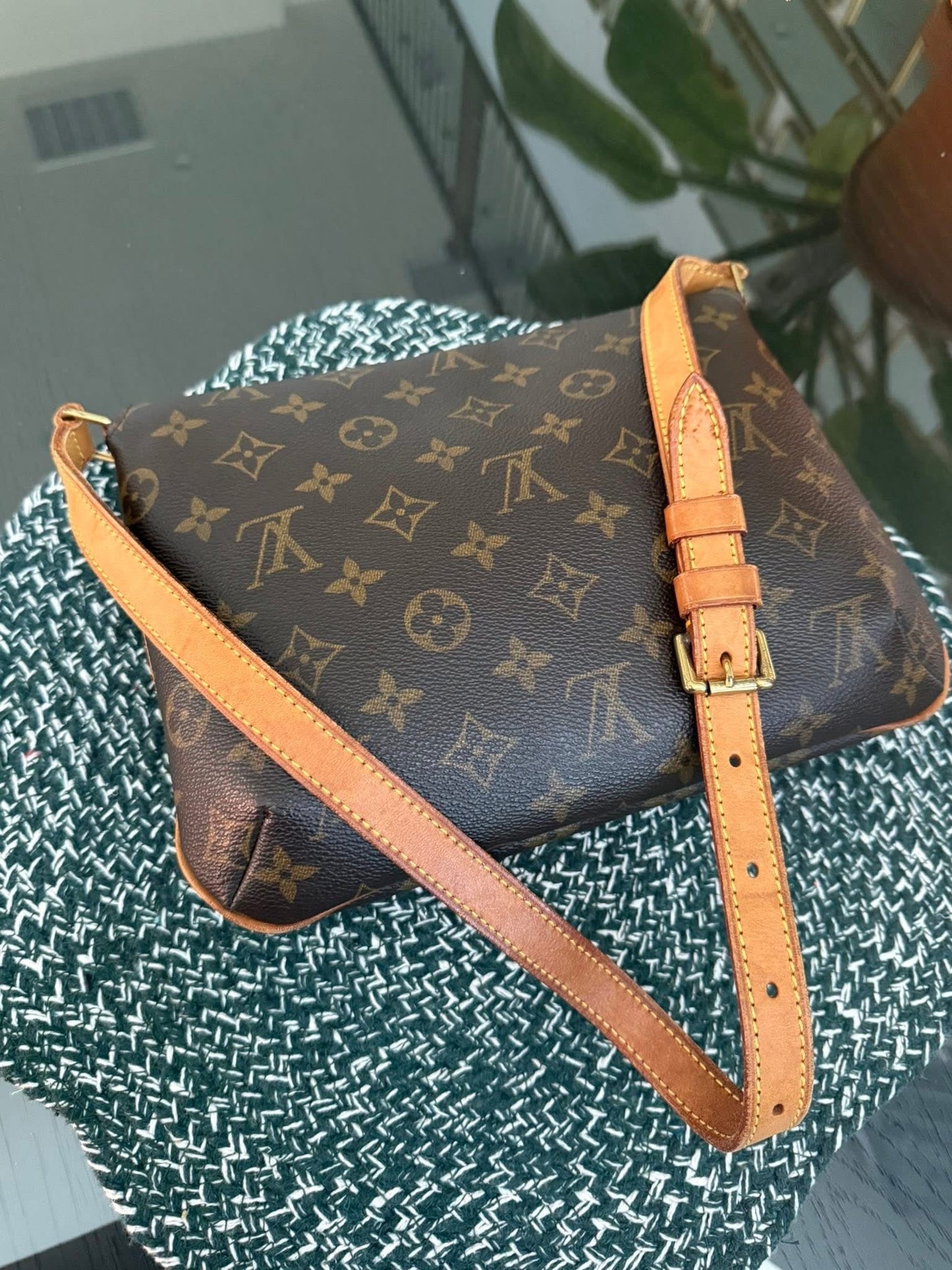 Monogram Musette Tango Shoulder Bag 📅 Year 1999