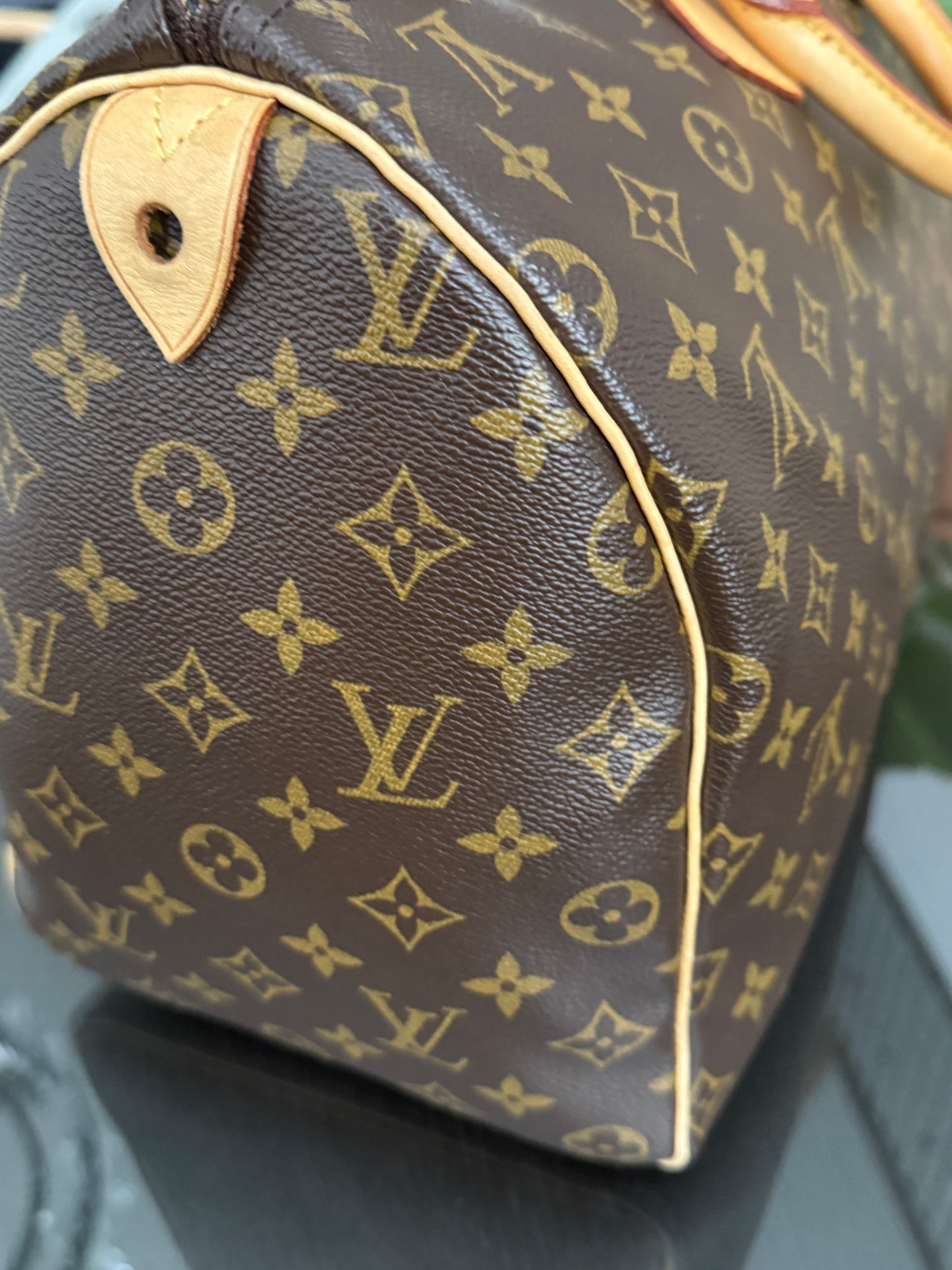 Speedy 40 with Lock 🔐 Key and Dustbag -🗓️ Year: 2005