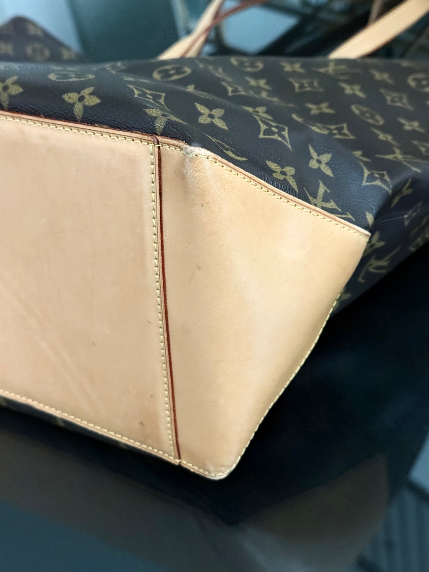 Cabas Alto in Monogram 🗓️ Year: 2002