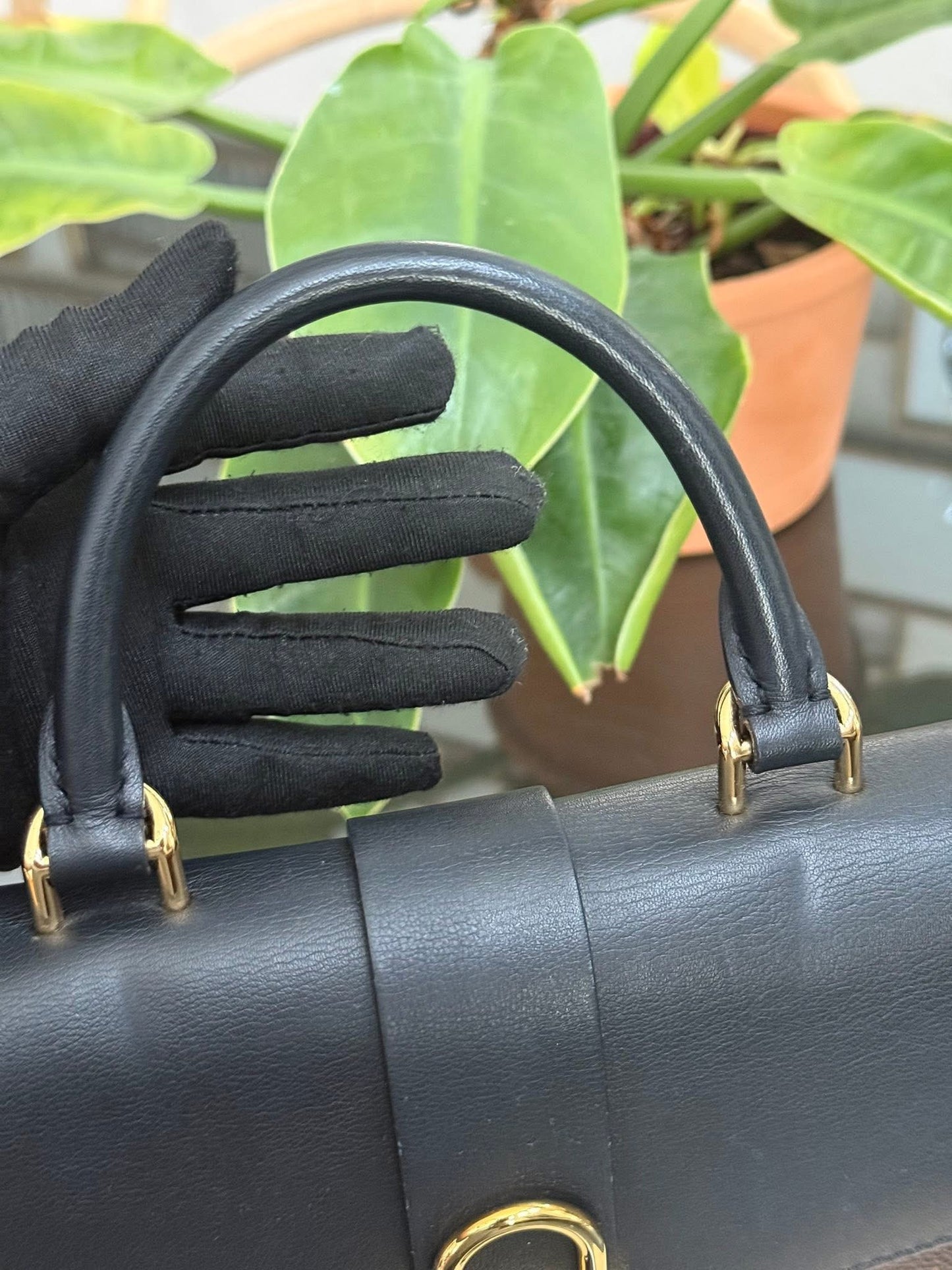 Locky BB Monogram Noir with Original Strap, Dustbag, Box and Paper bag - 📅 Year: 2019