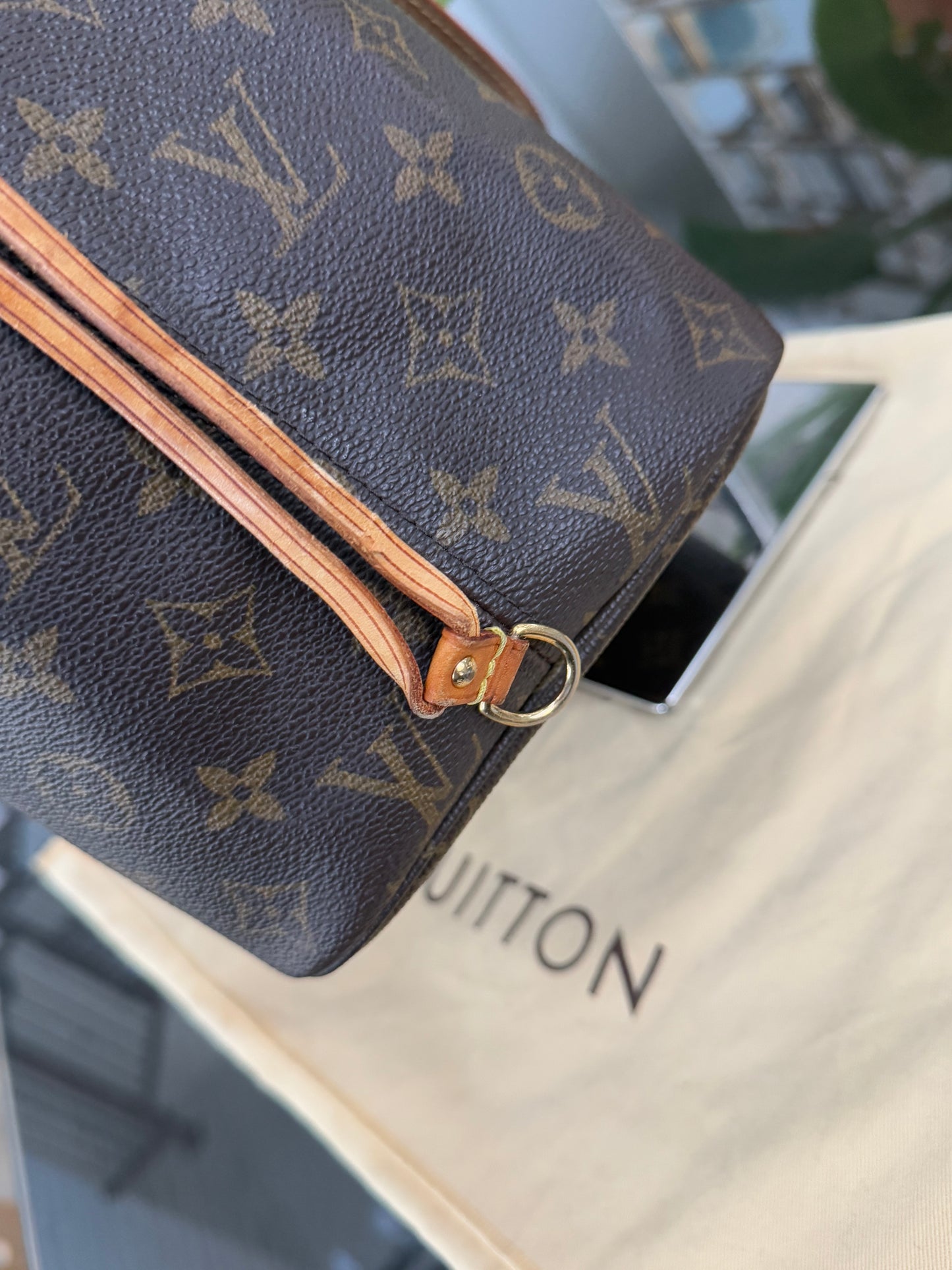 Neverfull MM with Dustbag -🗓️ Year: 2008