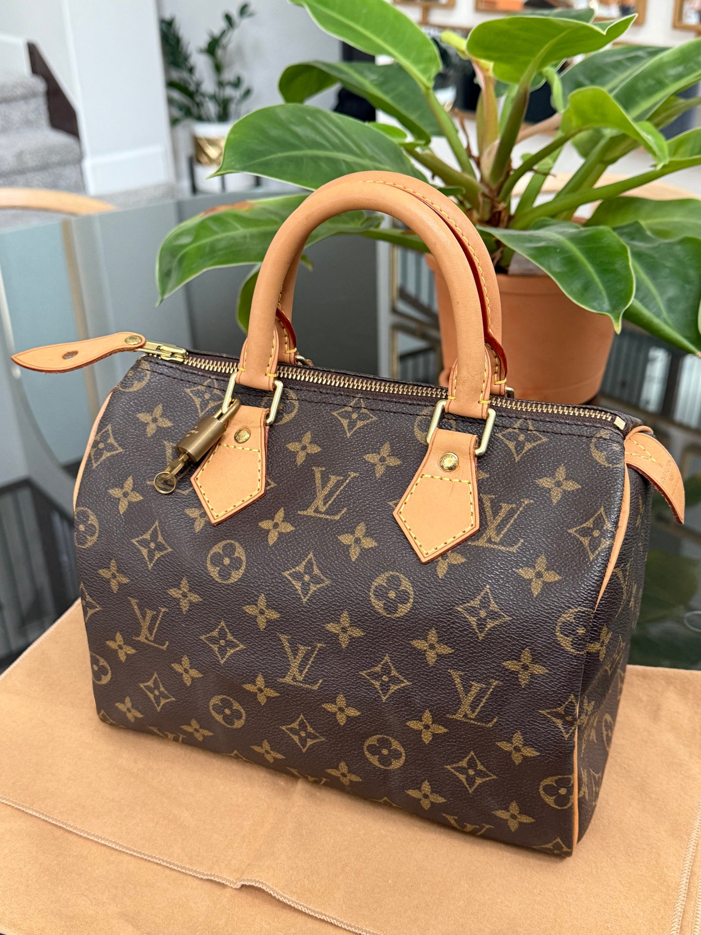 Speedy 25 with 🔐 Lock & Key and Dustbag 📅 Year: 2003