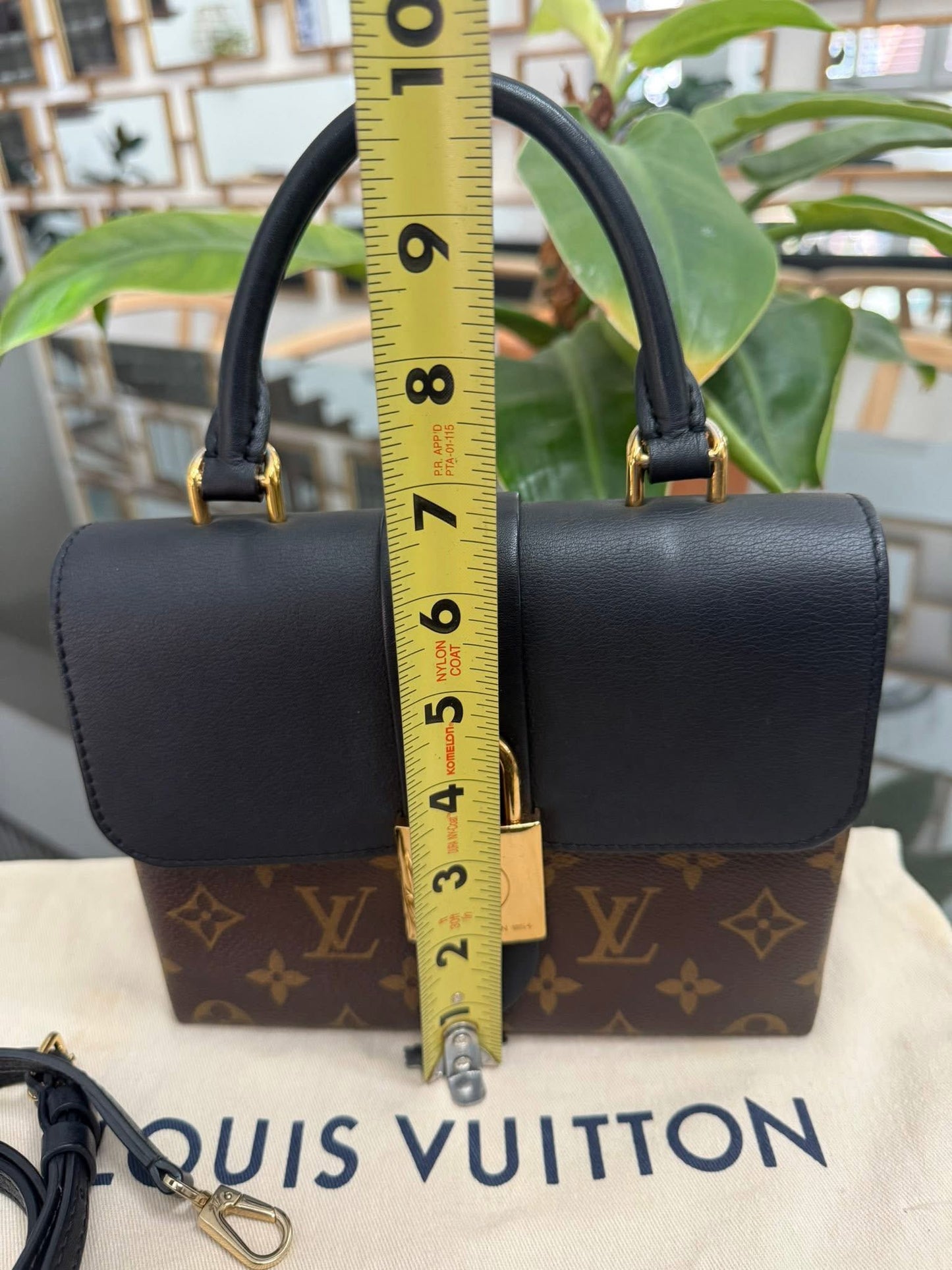 Locky BB Monogram Noir with Original Strap, Dustbag, Box and Paper bag - 📅 Year: 2010