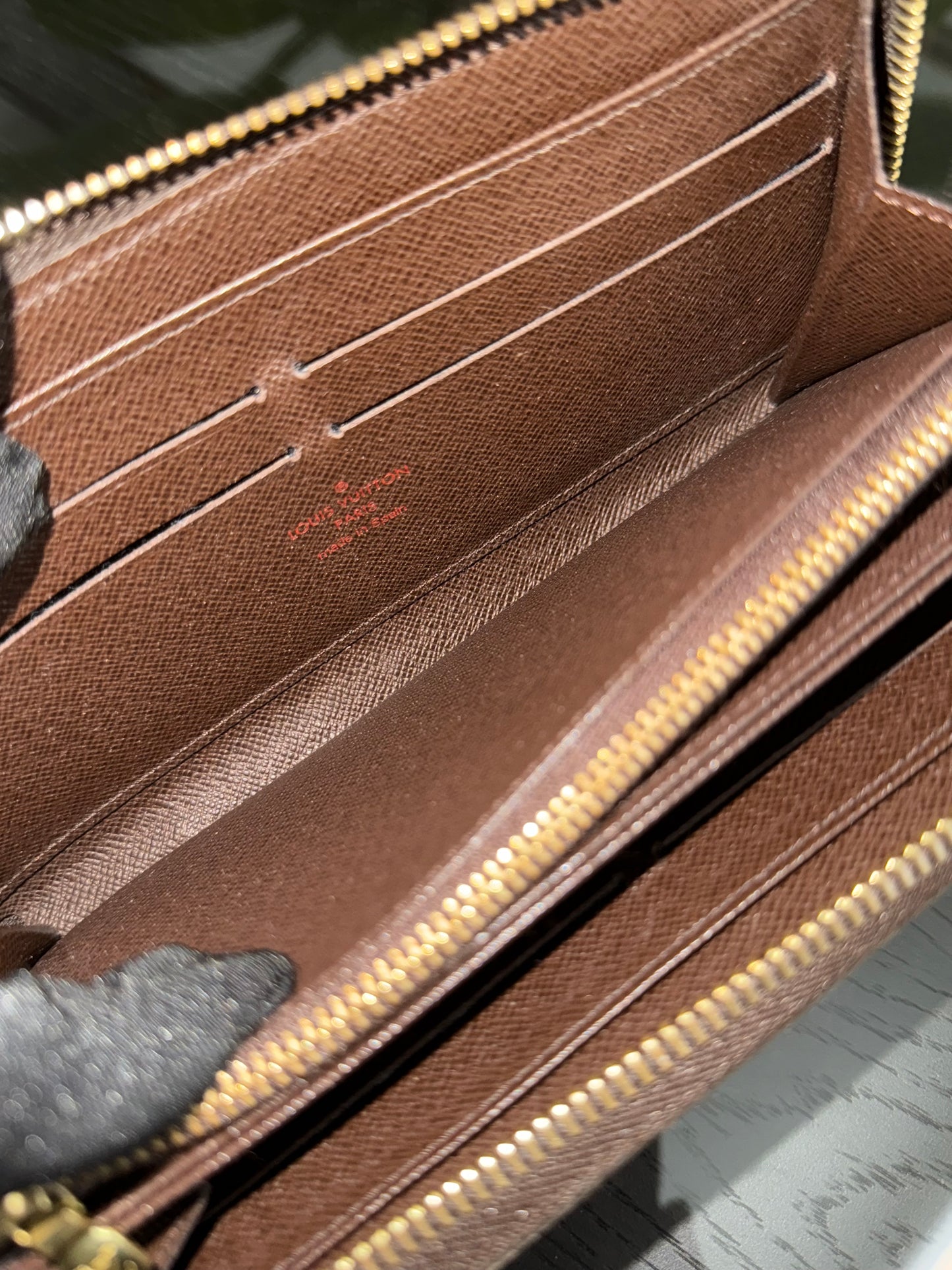 Zippy Long Wallet in DE with Dustbag and box 🗓️ Year: 2013