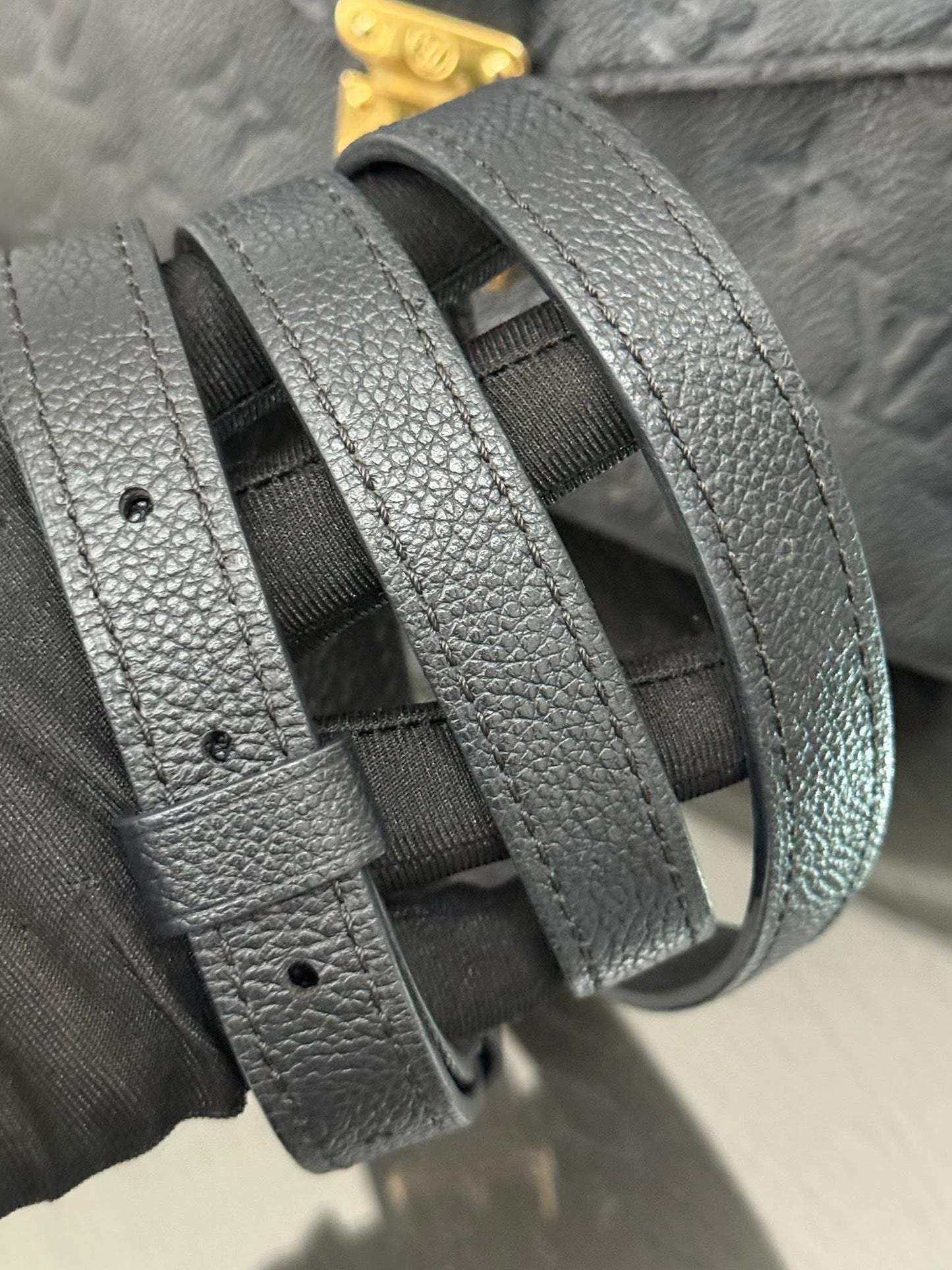 Pochette Metis Emptiente Noir with Box, Dustbag, Insert Organizer, Box and Paper bag -Microchip & Authenticed