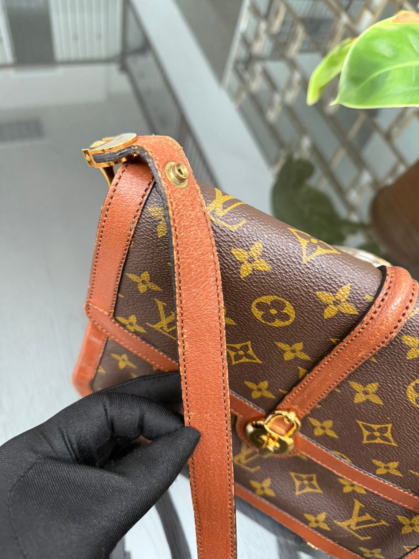 Monogram Sac Vendome 2 Way Bag -🗓️ Pre Date Code