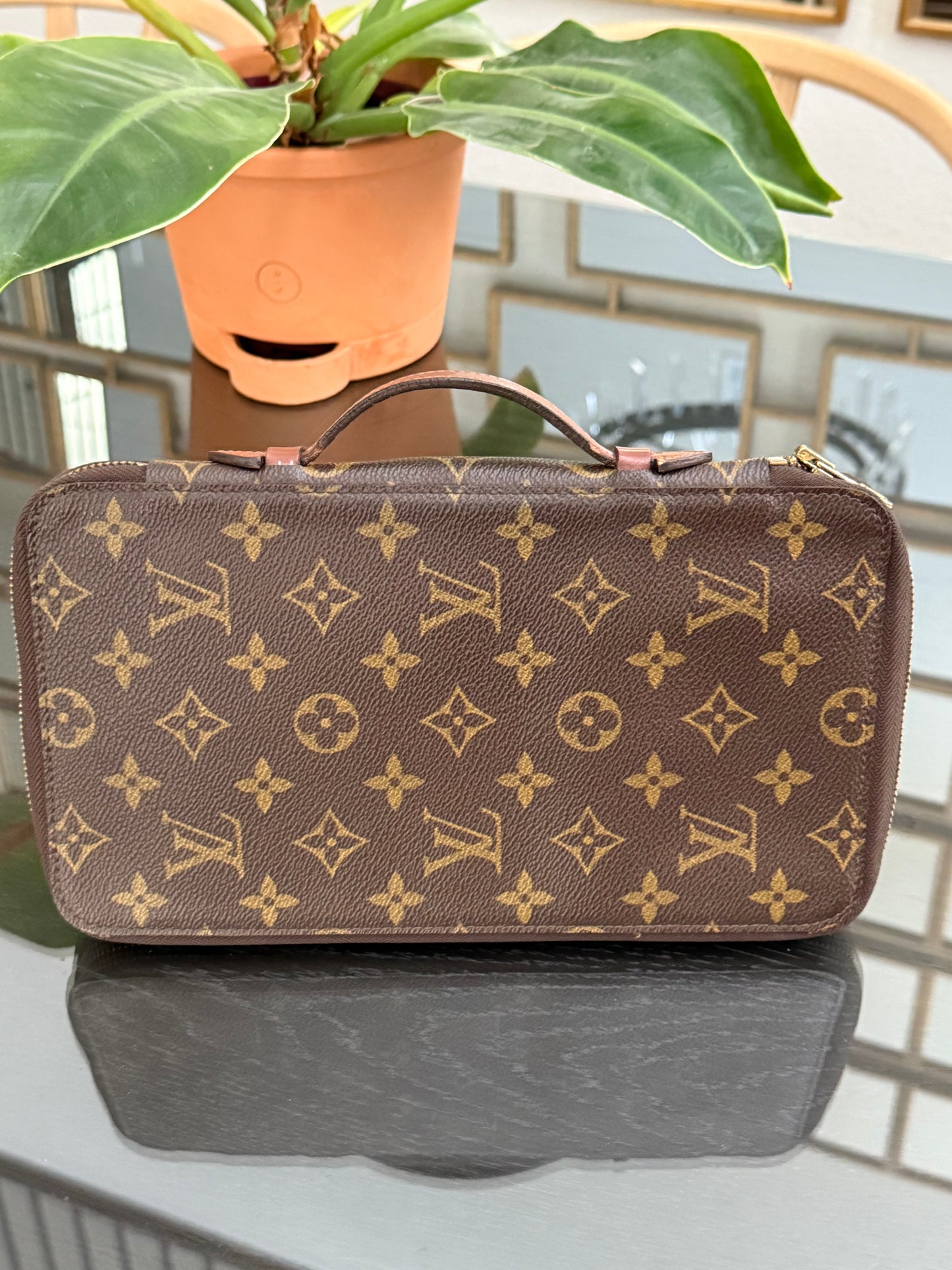 Monogram Escapade Travel Organizer - 🗓️ Year: 1991