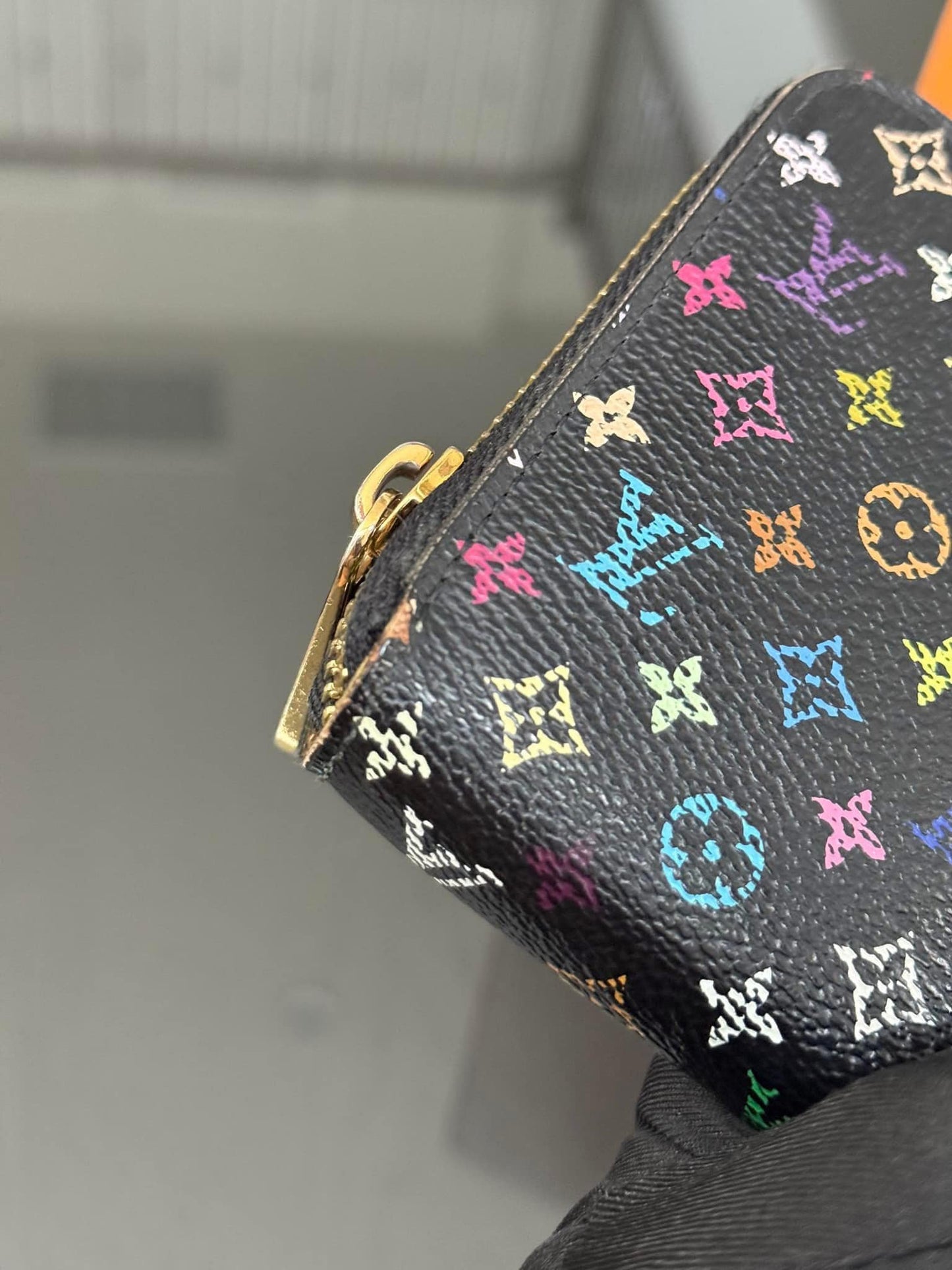Multicolor Zippy Long Wallet in Black with Box , Dustbag and Paper bag Year: 2010
