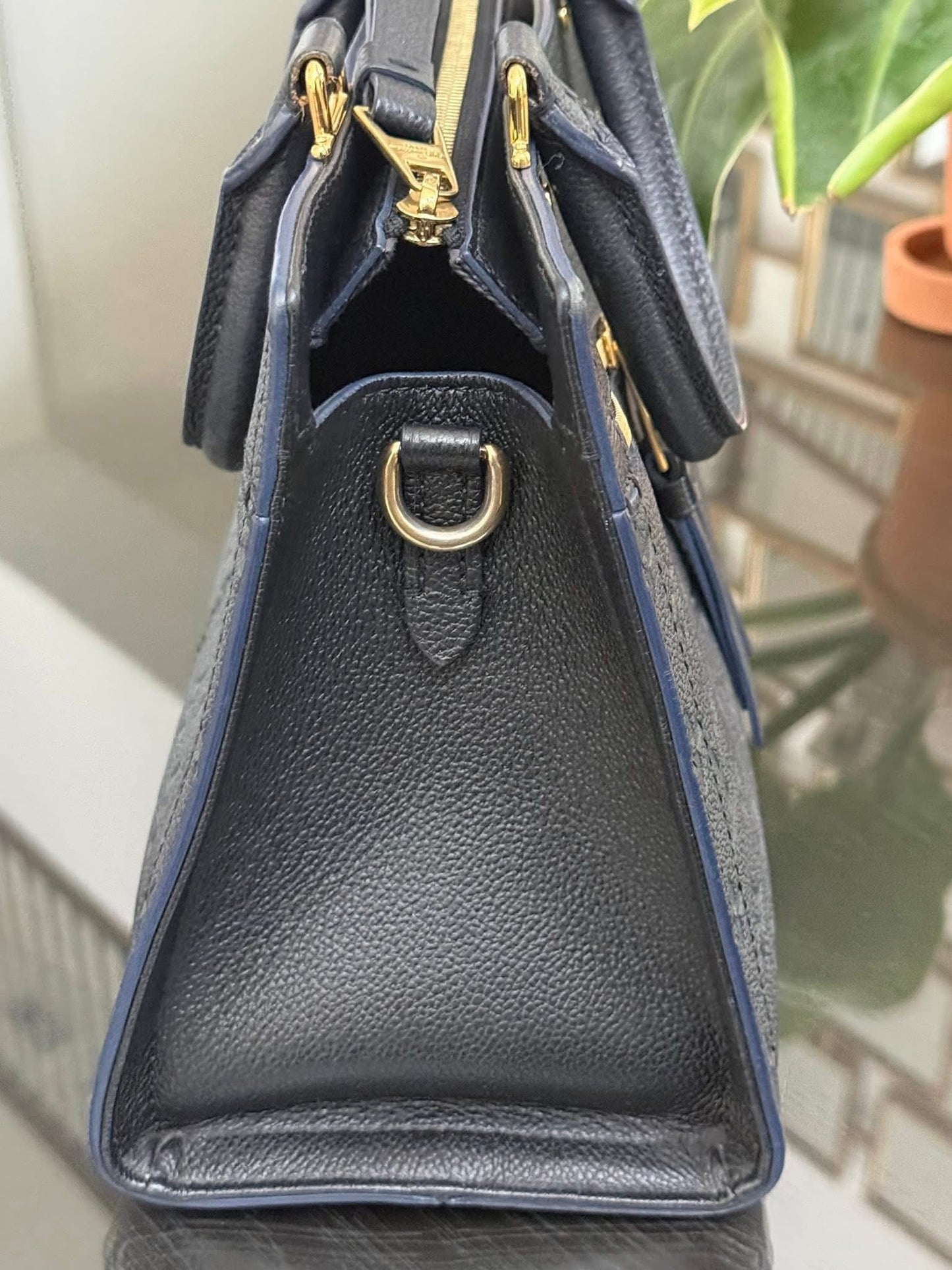 Sully PM Empreinte Noir with Original Strap and Dustbag 📅 Year: 2019