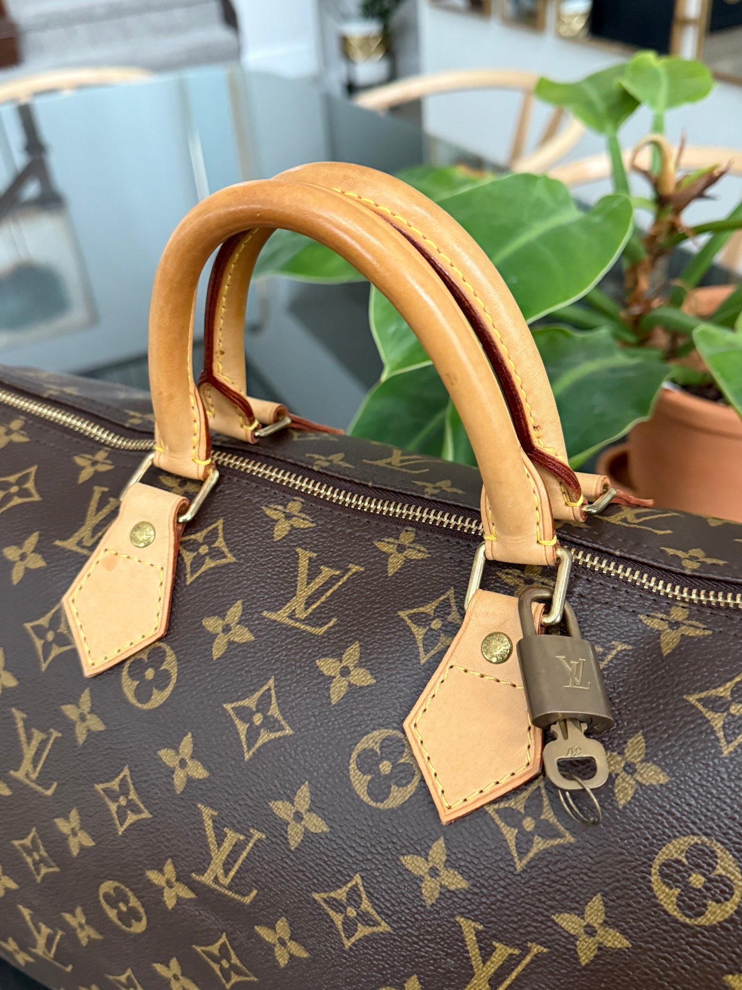 Speedy 40 with Lock 🔐 Key and Dustbag -🗓️ Year: 2005