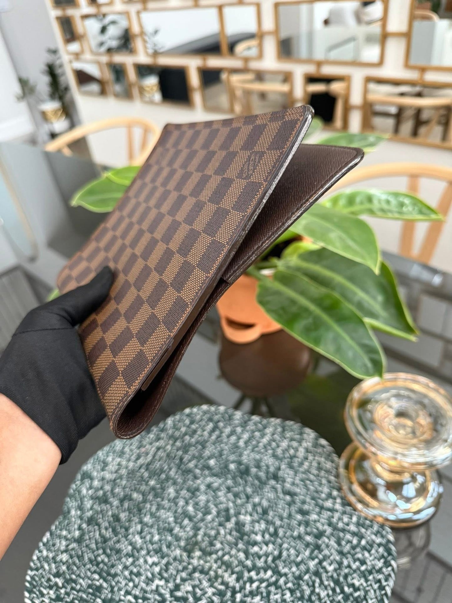 Damier Ebene Desk Agenda Cover 
🗓️ Year: 2005