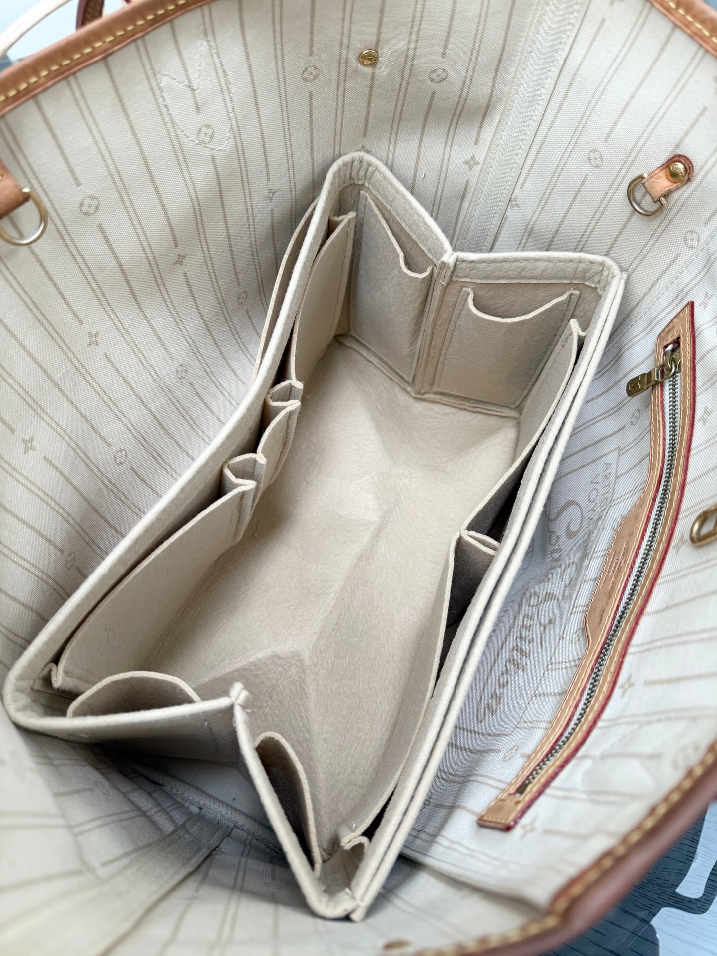 Neverfull MM Azur iwith Dustbag and Insert Organizer- 🗓️ Year: 2011