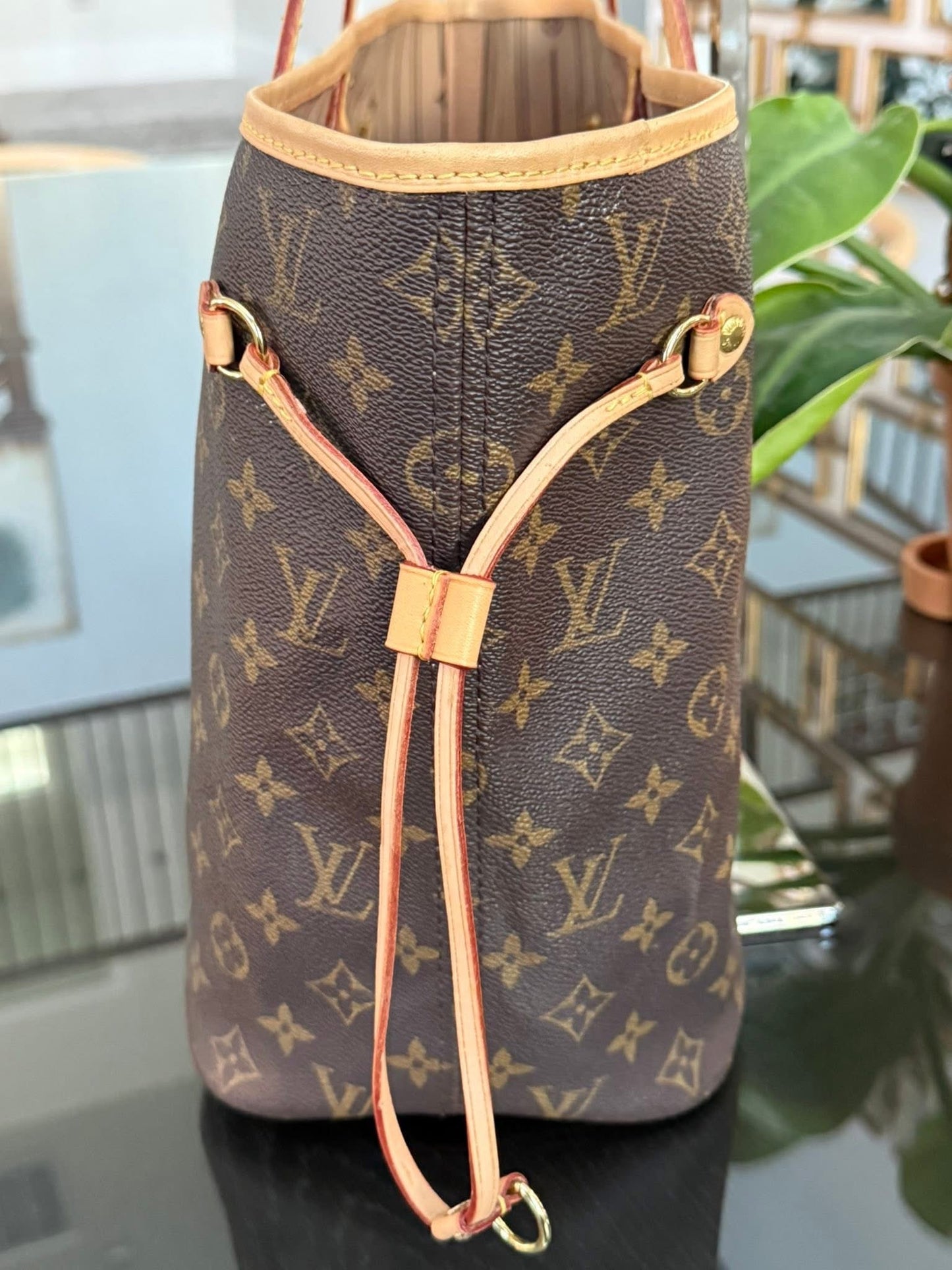 Neverfull MM with Dustbag -🗓️ Year: 2008