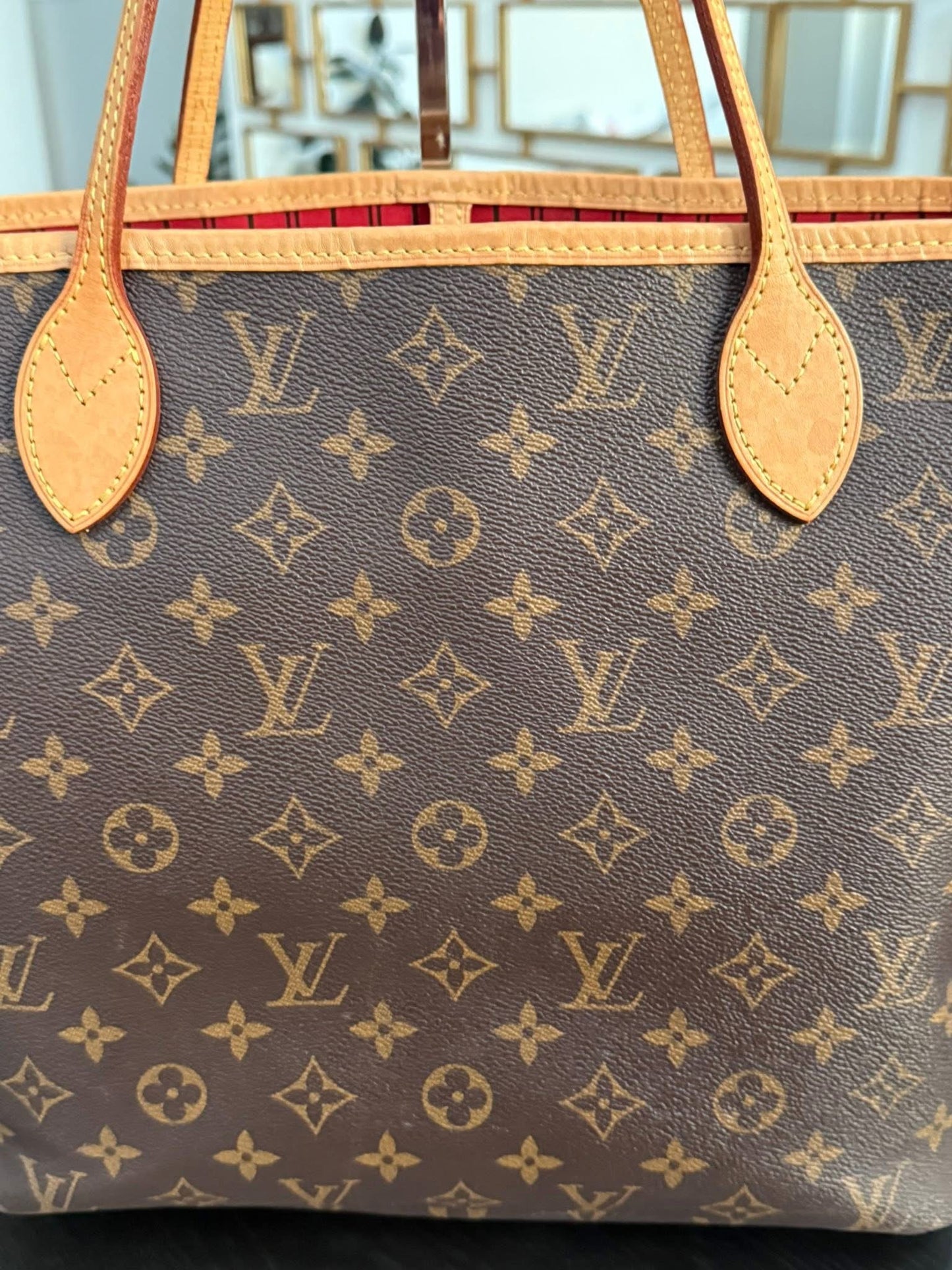 Neverfull MM Monogram in Cerise interior with Dustbag and Insert Organizer 🌺 📅 Year: 2018