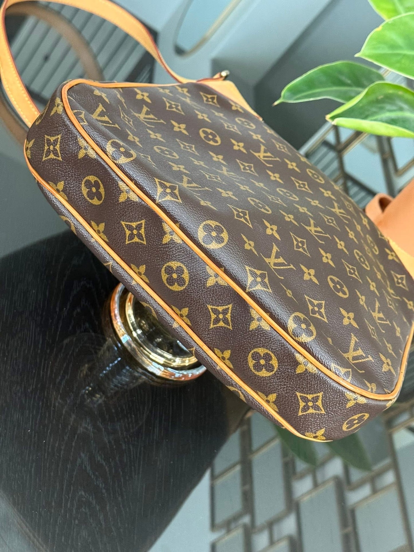 Odeon MM Crossbody with Dustbag - 🗓️ Year: 2008