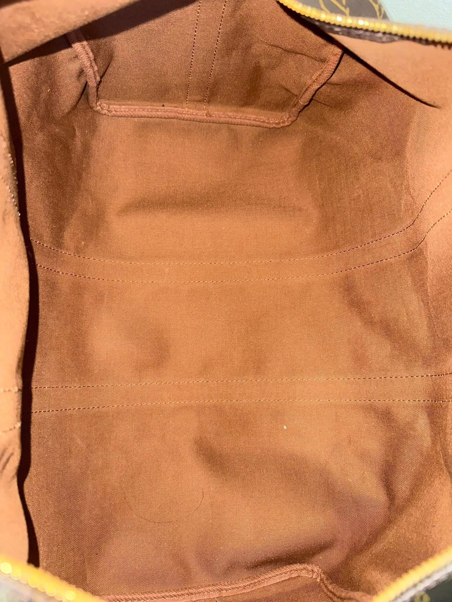 Keepall 45 Bandoulier with Original Strap, Luggage tag and Poignet 📅 Year: 1998