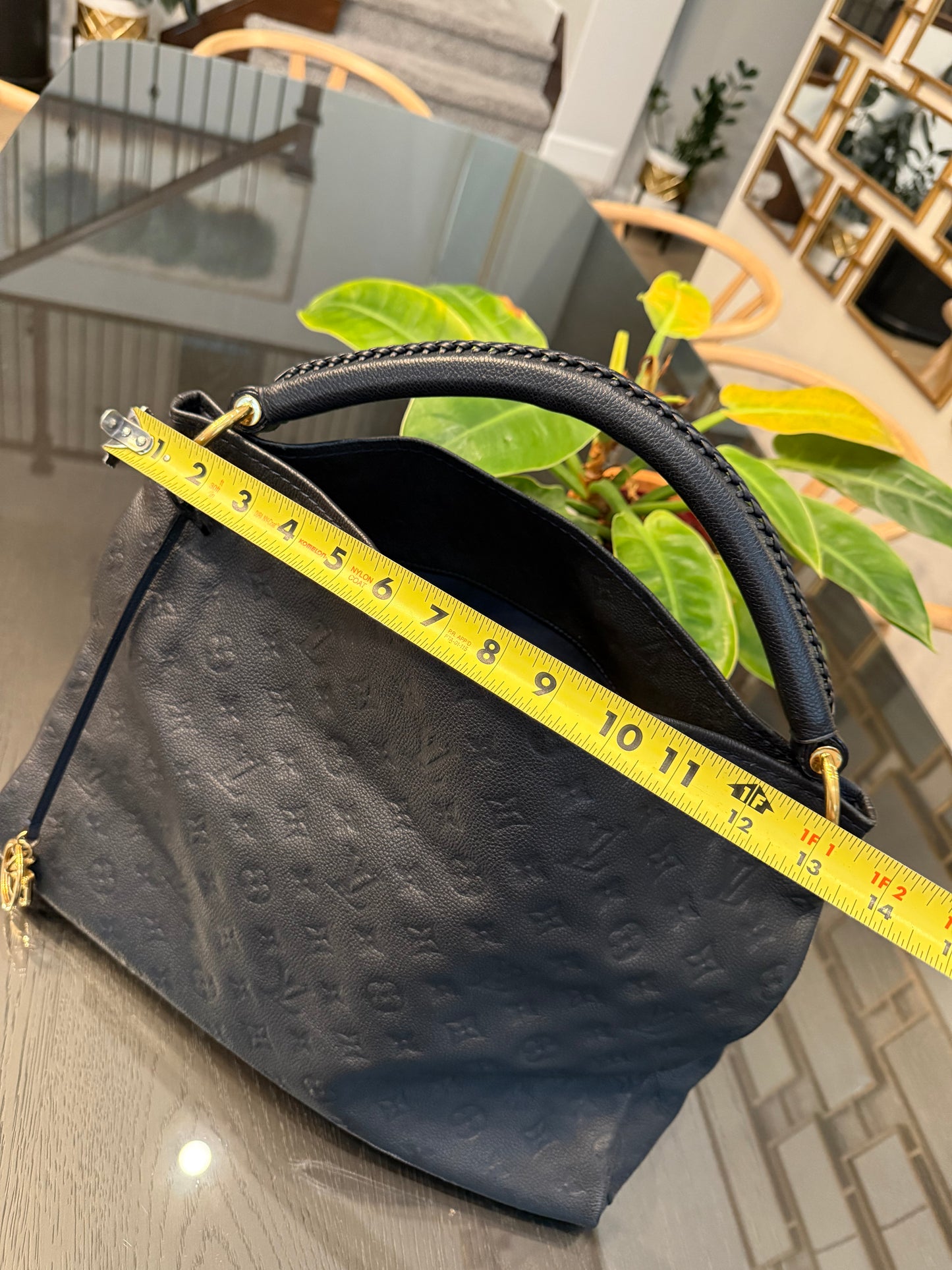 Artsy MM Empriente in Black/ Dark Blue with Dustbag and Insert Organizer 📅 Year: 2011