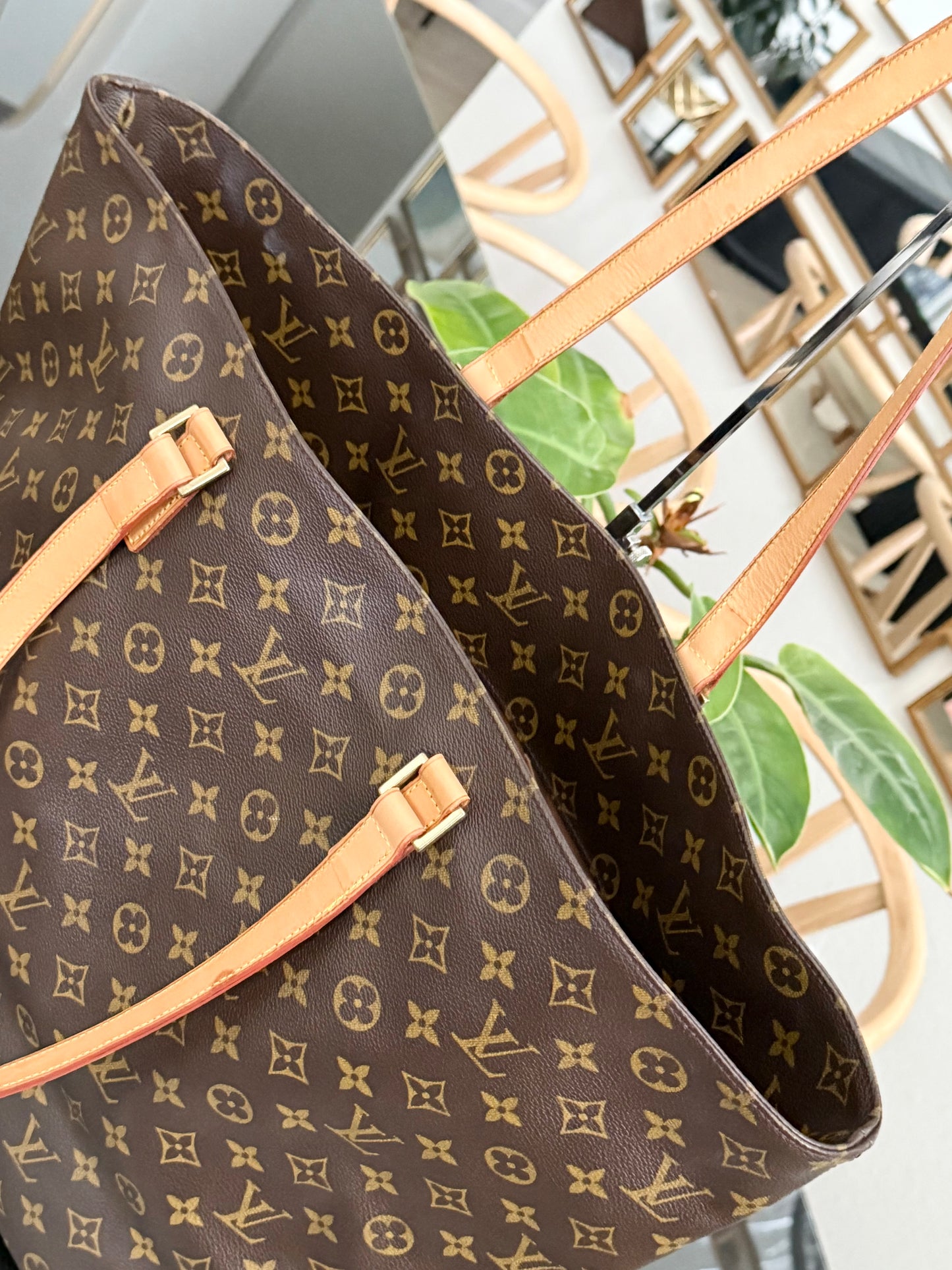 Cabas Alto in Monogram 🗓️ Year: 2002