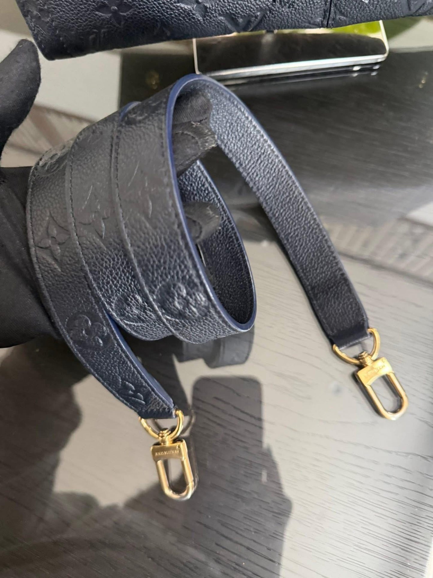 Sully PM Empreinte Noir with Original Strap and Dustbag 📅 Year: 2019