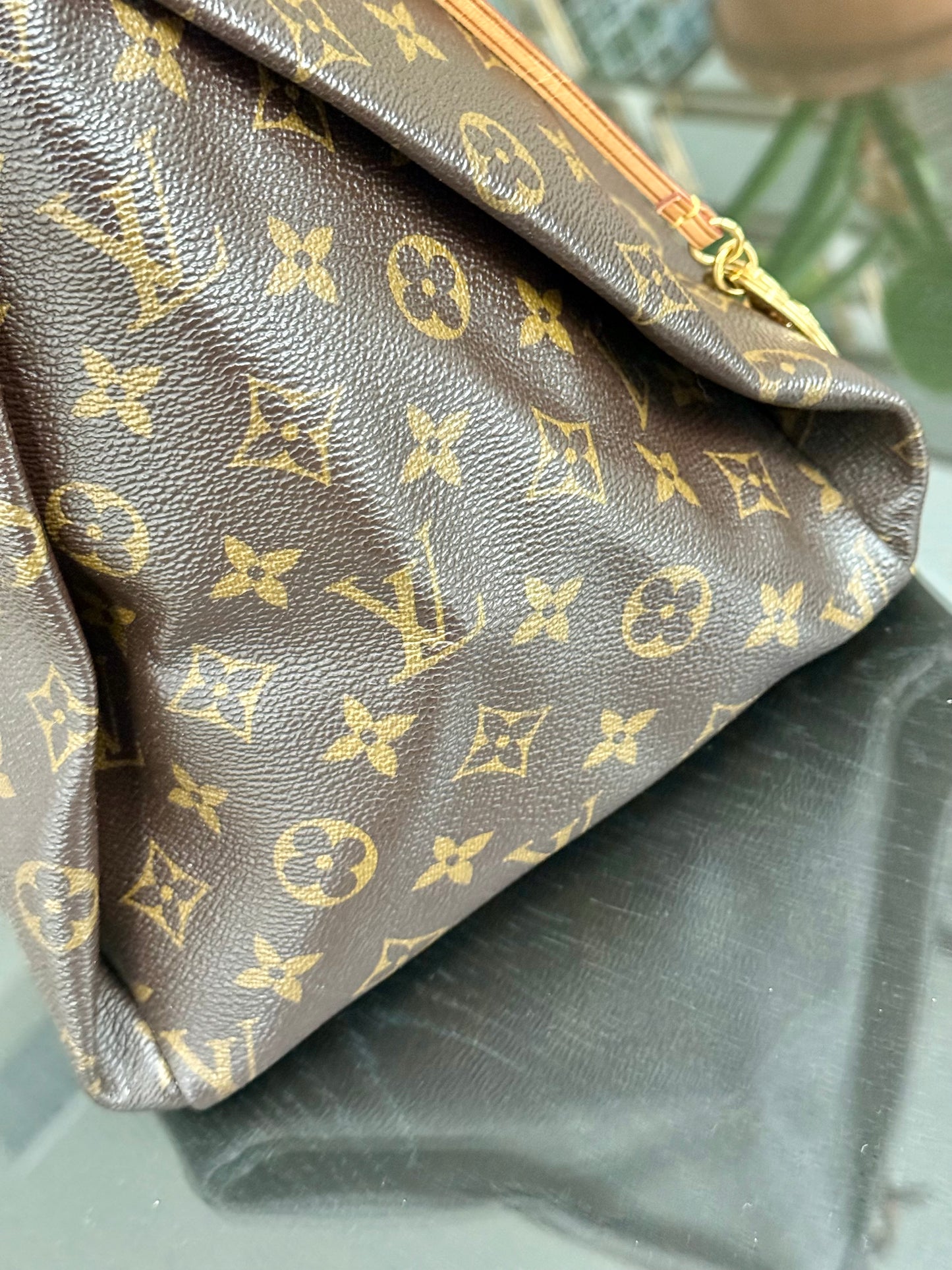 Artsy MM with Dustbag and Insert Organizer - 📅 Year: 2011