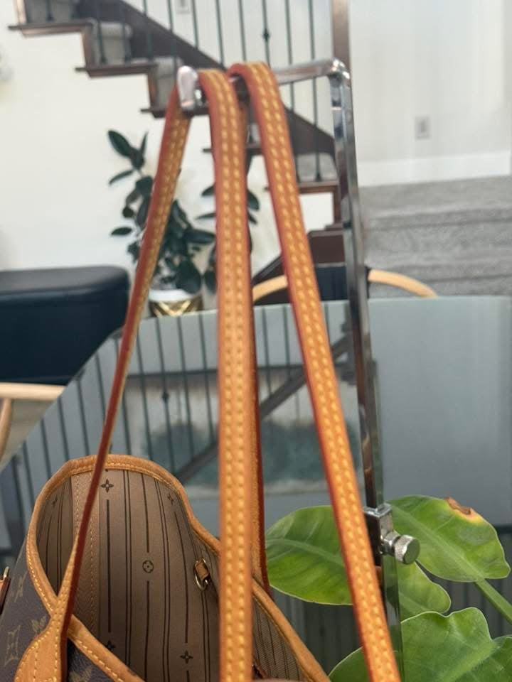 Neverfull GM Monogram with Insert Organizer -🗓️ Year: 2007
