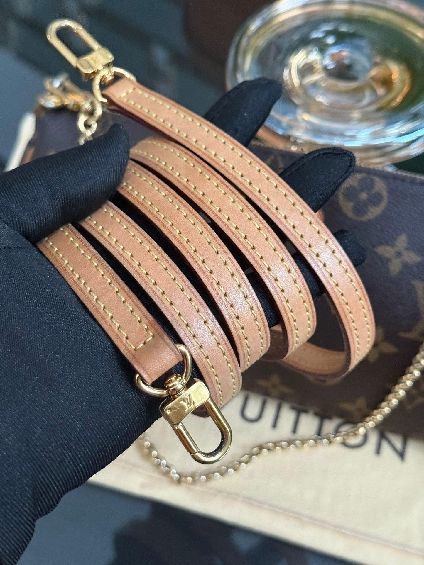 Eva Clutch in Monogram with Dustbag, Box and Paper bag 🗓️ Year: 2014