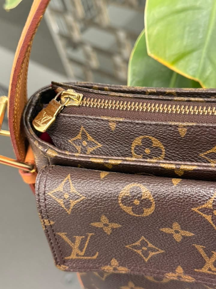 Viva Cite GM in Monogram with Dustbag 📅 Year: 2003