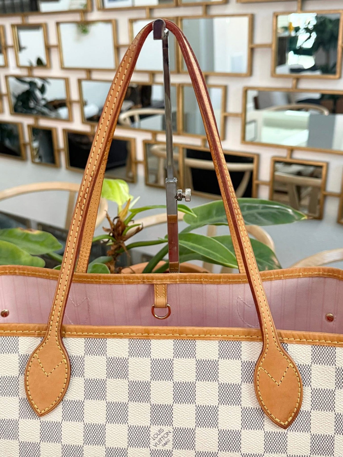 Neverfull MM Azur in Rose Ballerine with Dustbag and Insert Organizer 📅 Year: 2017