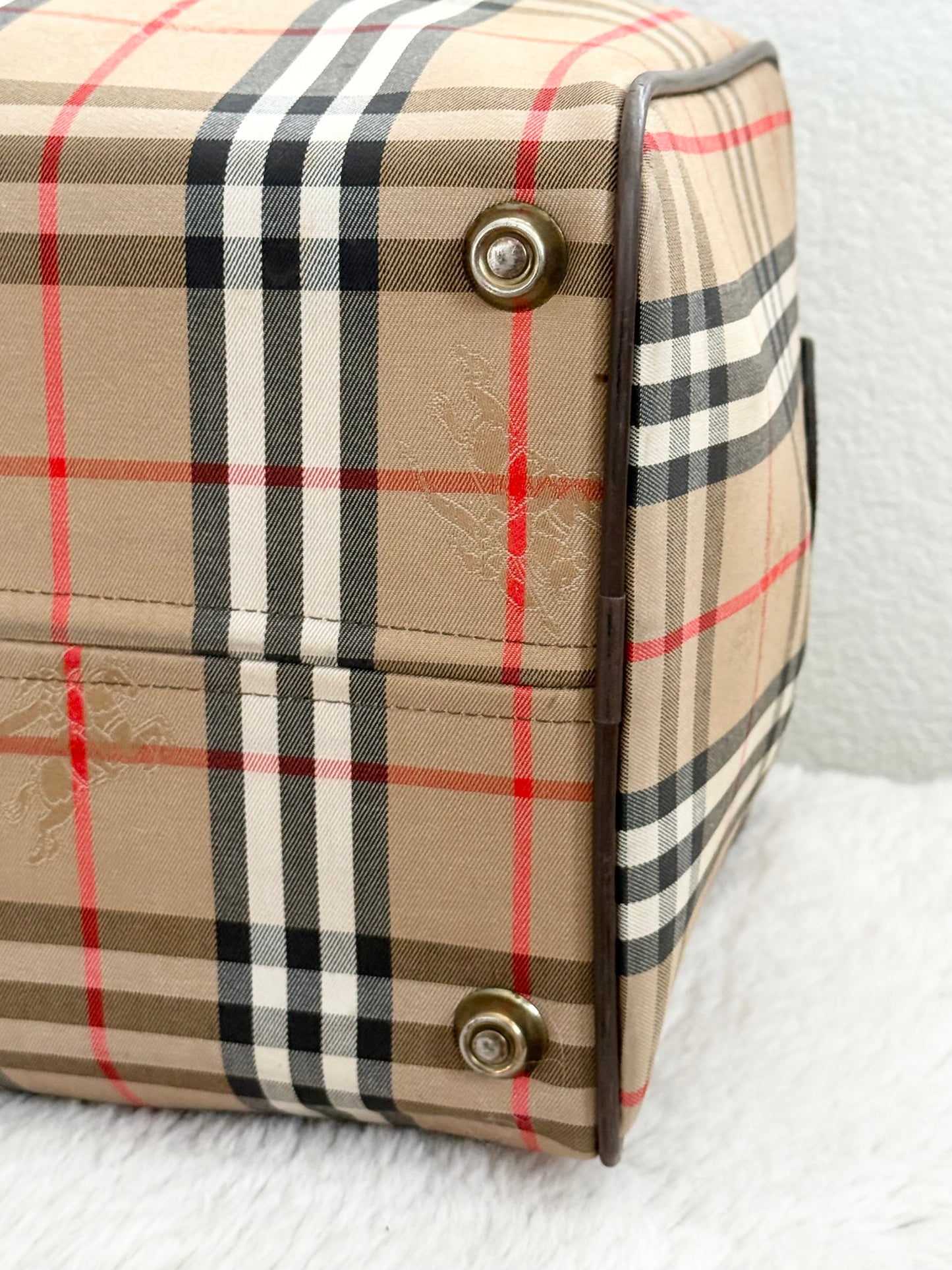 Burberry Duffle/ Travel Bag 📅
