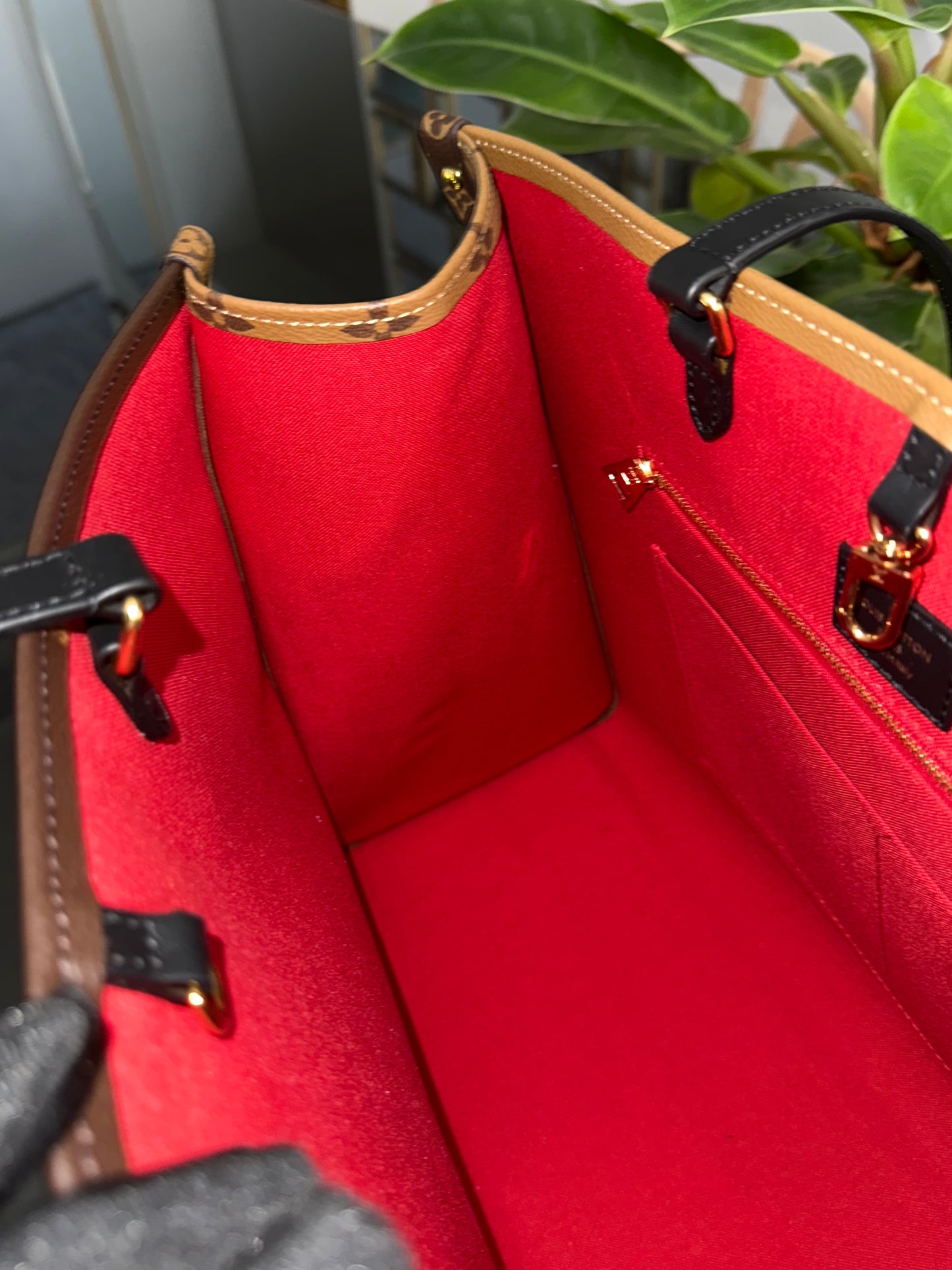 On The Go GM in Monogram -Microchip