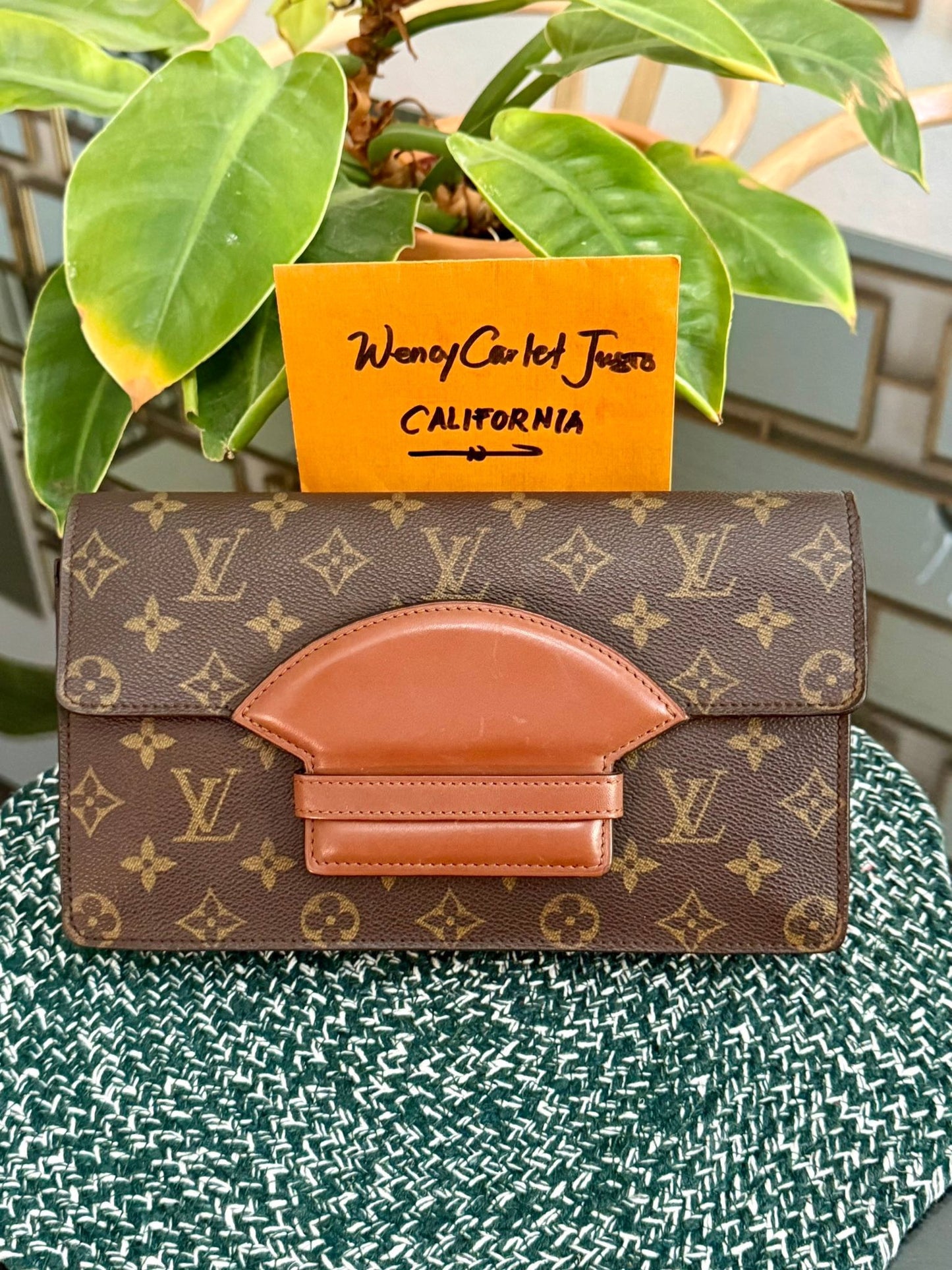 Chaillot Clutch 🗓️ Year: 1986