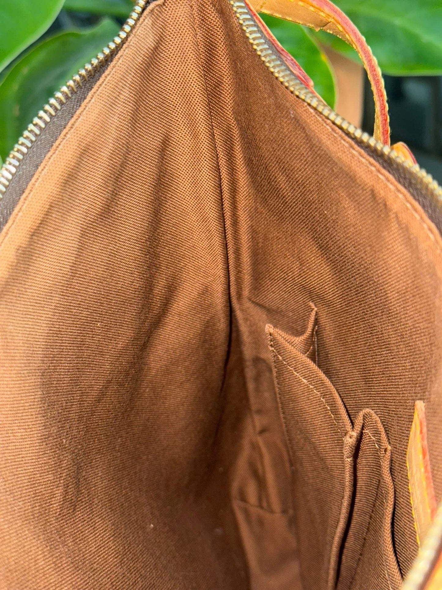 Odeon MM Crossbody with Dustbag - 🗓️ Year: 2008