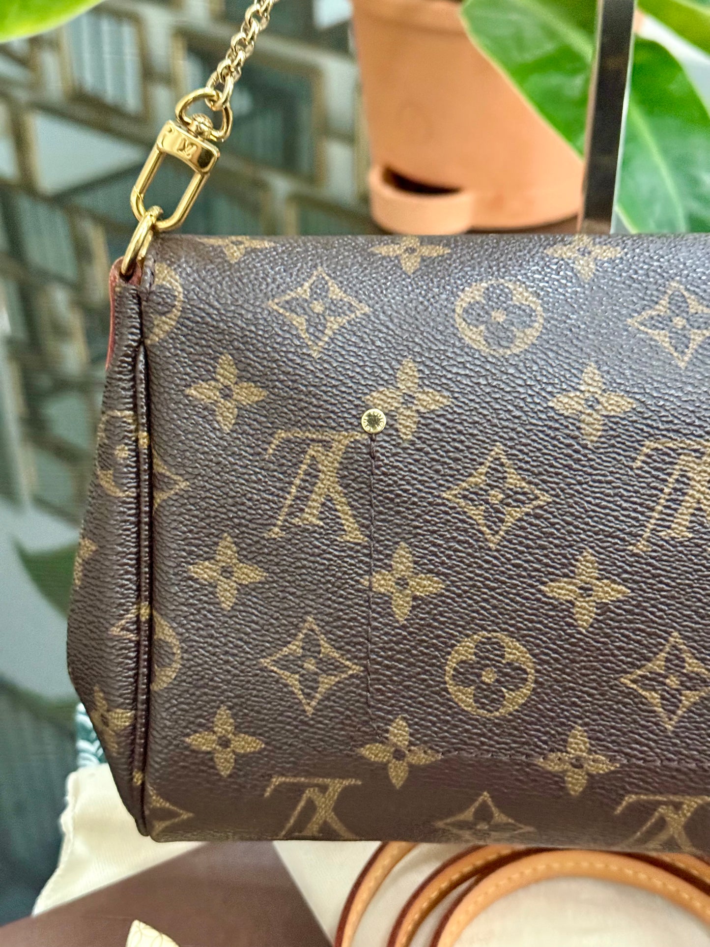 Favorite MM in Monogram with Original Strap, Dustbag, Box and Paper bag 🗓️ Year: 2017
