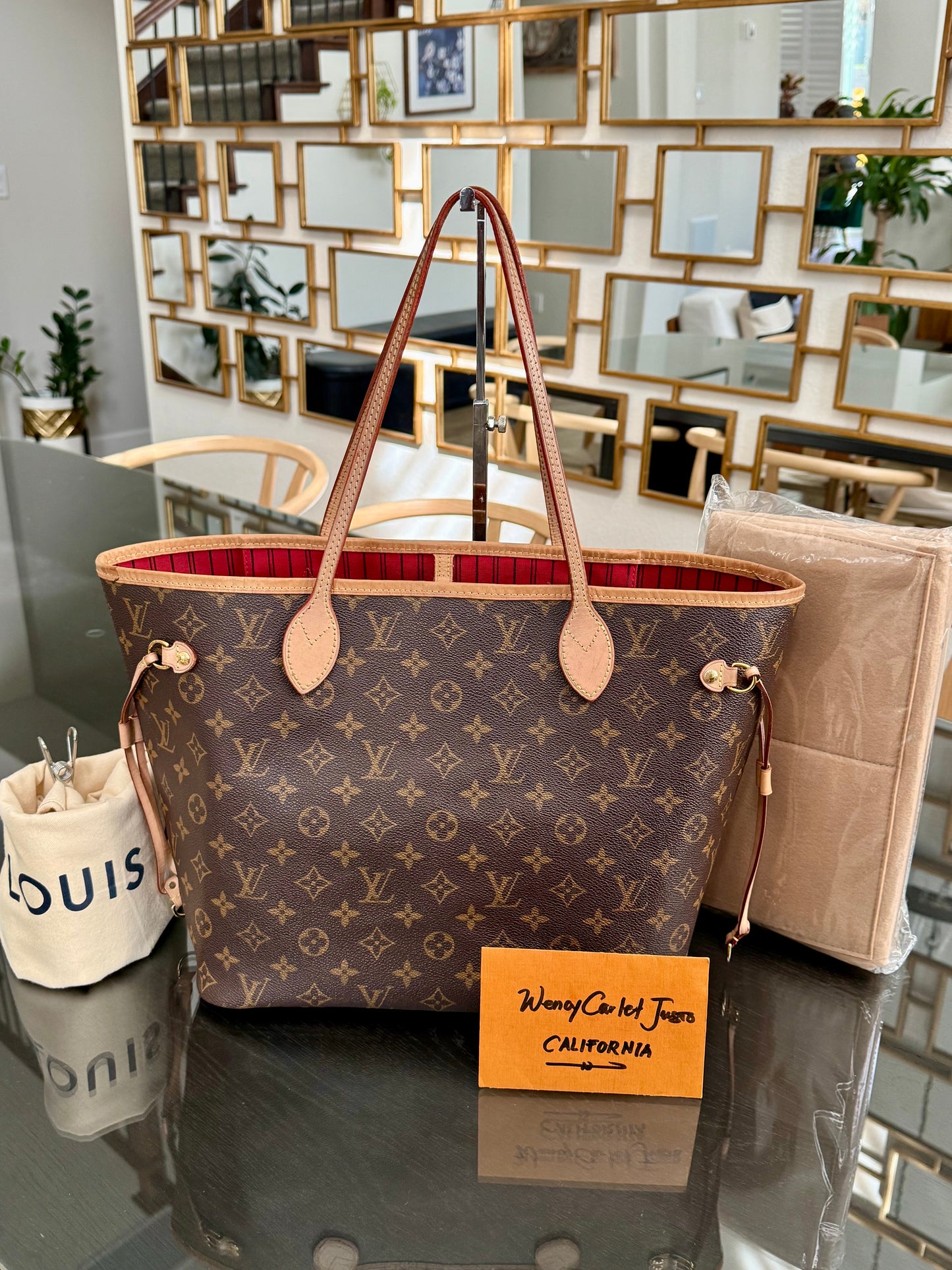 Neverfull MM Monogram in Cerise interior with Dustbag and Insert Organizer 📅 Year: 2020